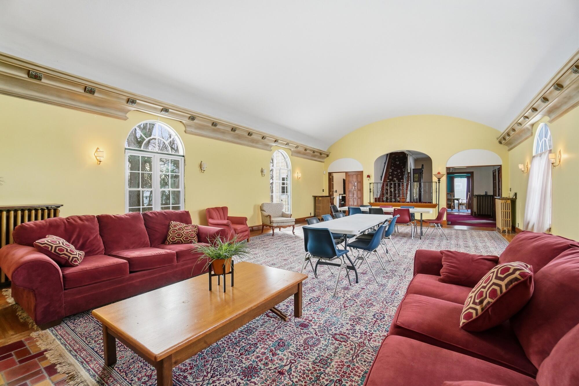 825 Mccreight Avenue, Springfield, Ohio 45503