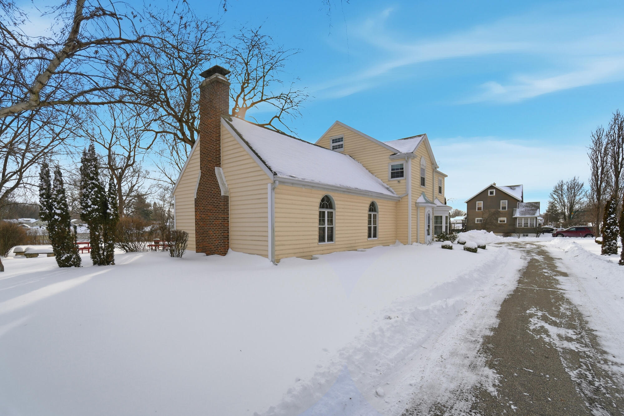 825 Mccreight Avenue, Springfield, Ohio 45503