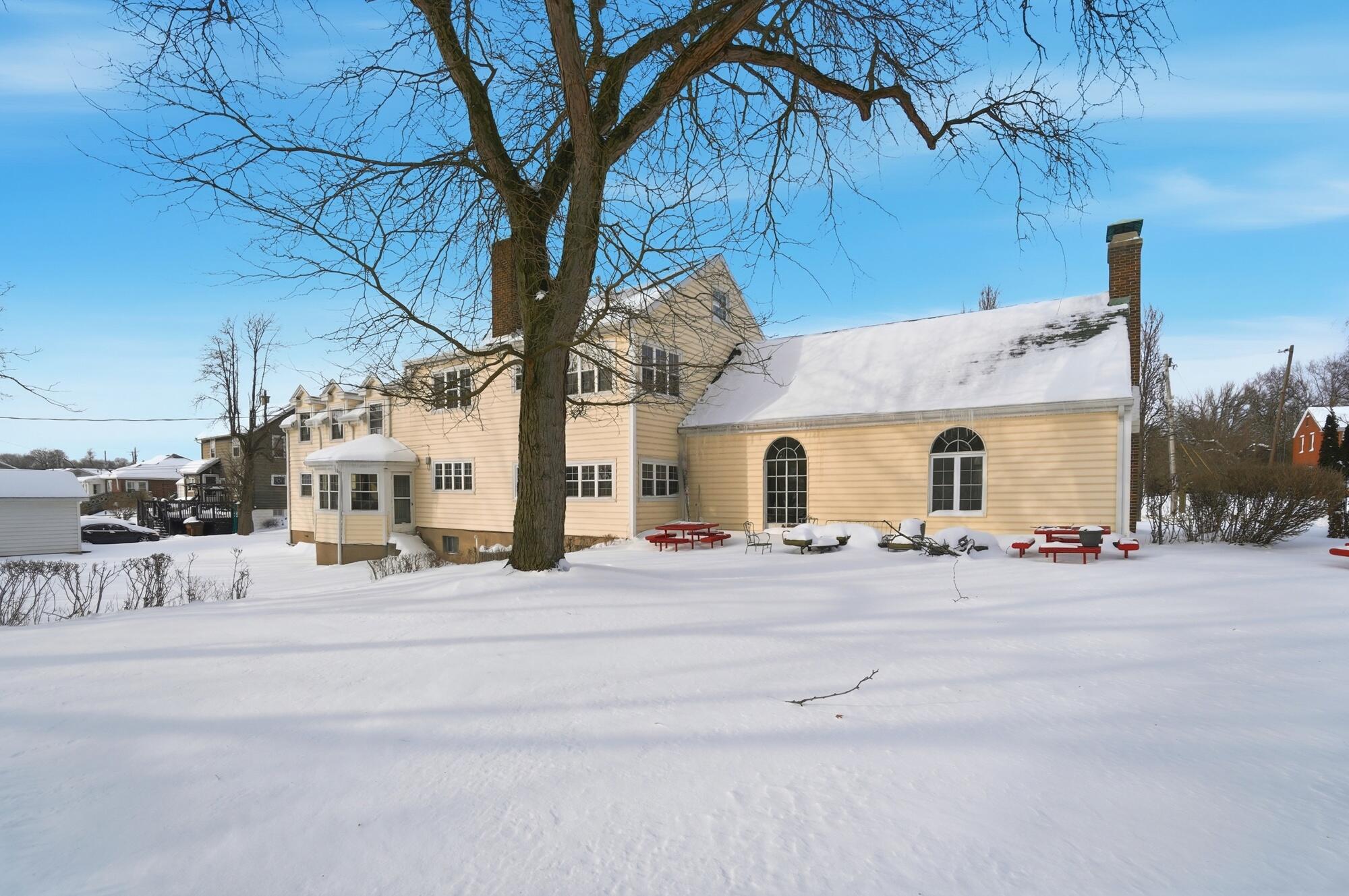 825 Mccreight Avenue, Springfield, Ohio 45503