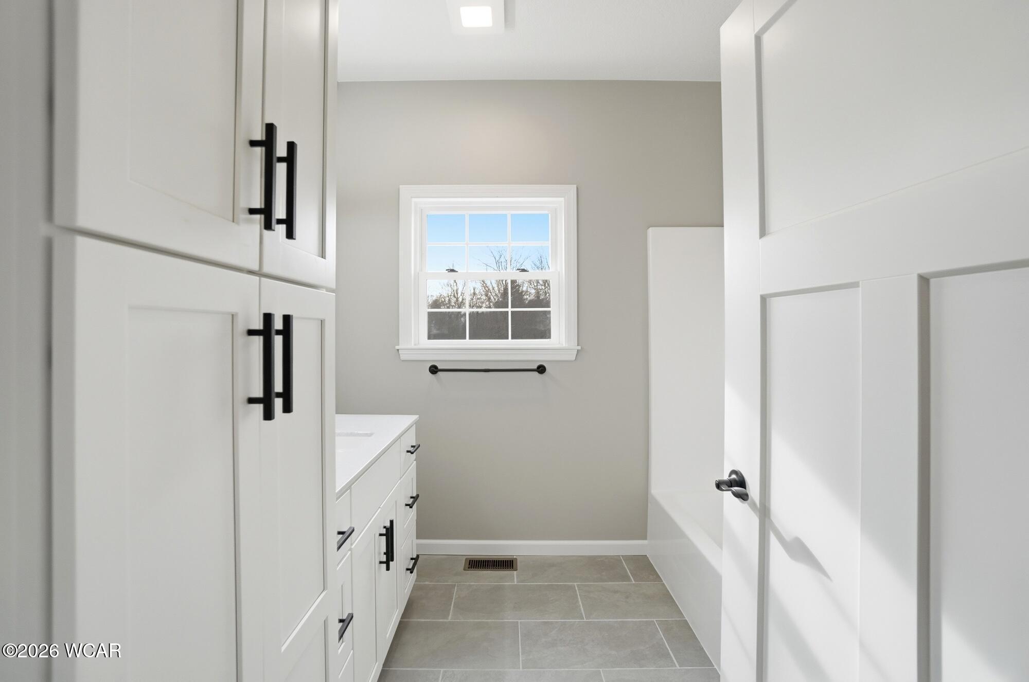 2677 Summer Rambo Court, Lima, Ohio