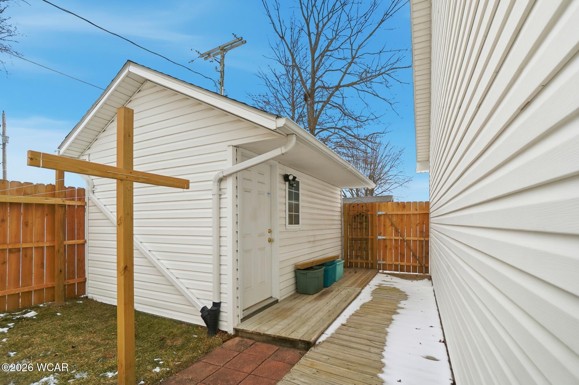 1515 Cessna Avenue, Lima, Ohio