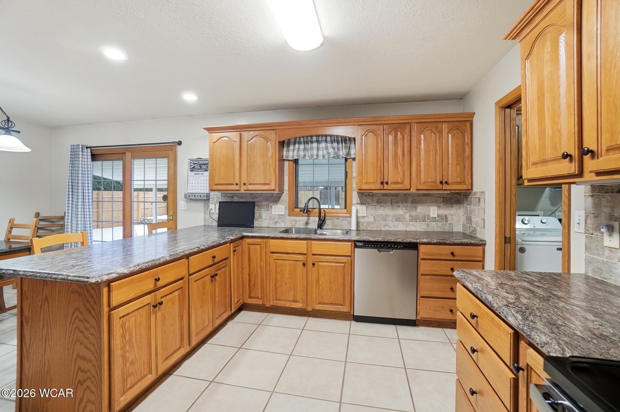 1515 Cessna Avenue, Lima, Ohio