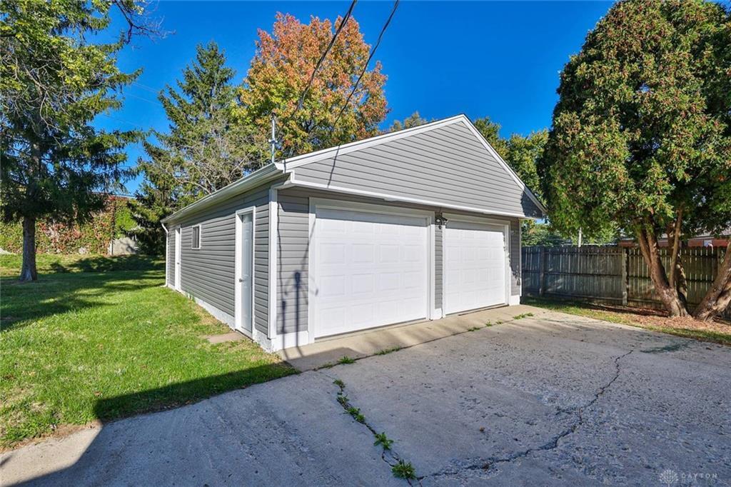 389 Garber Drive, Tipp City, Ohio 45371