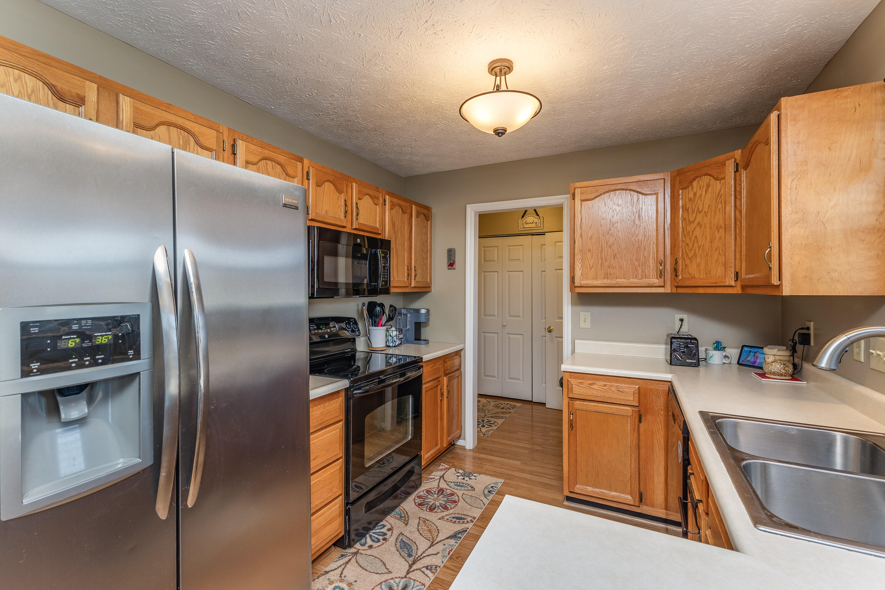 320 Sagebrush Drive, Englewood, Ohio 45322