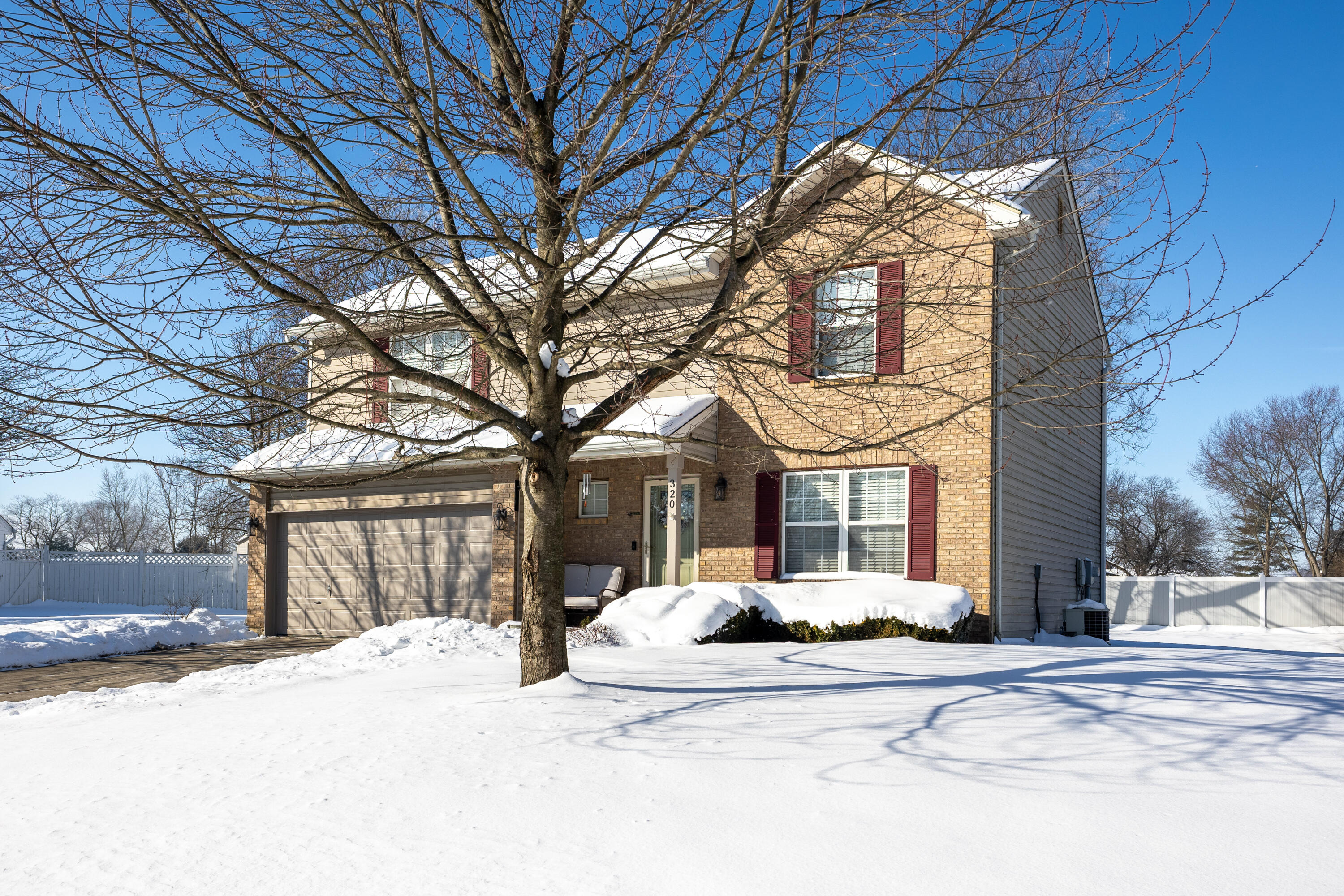 320 Sagebrush Drive, Englewood, Ohio 45322