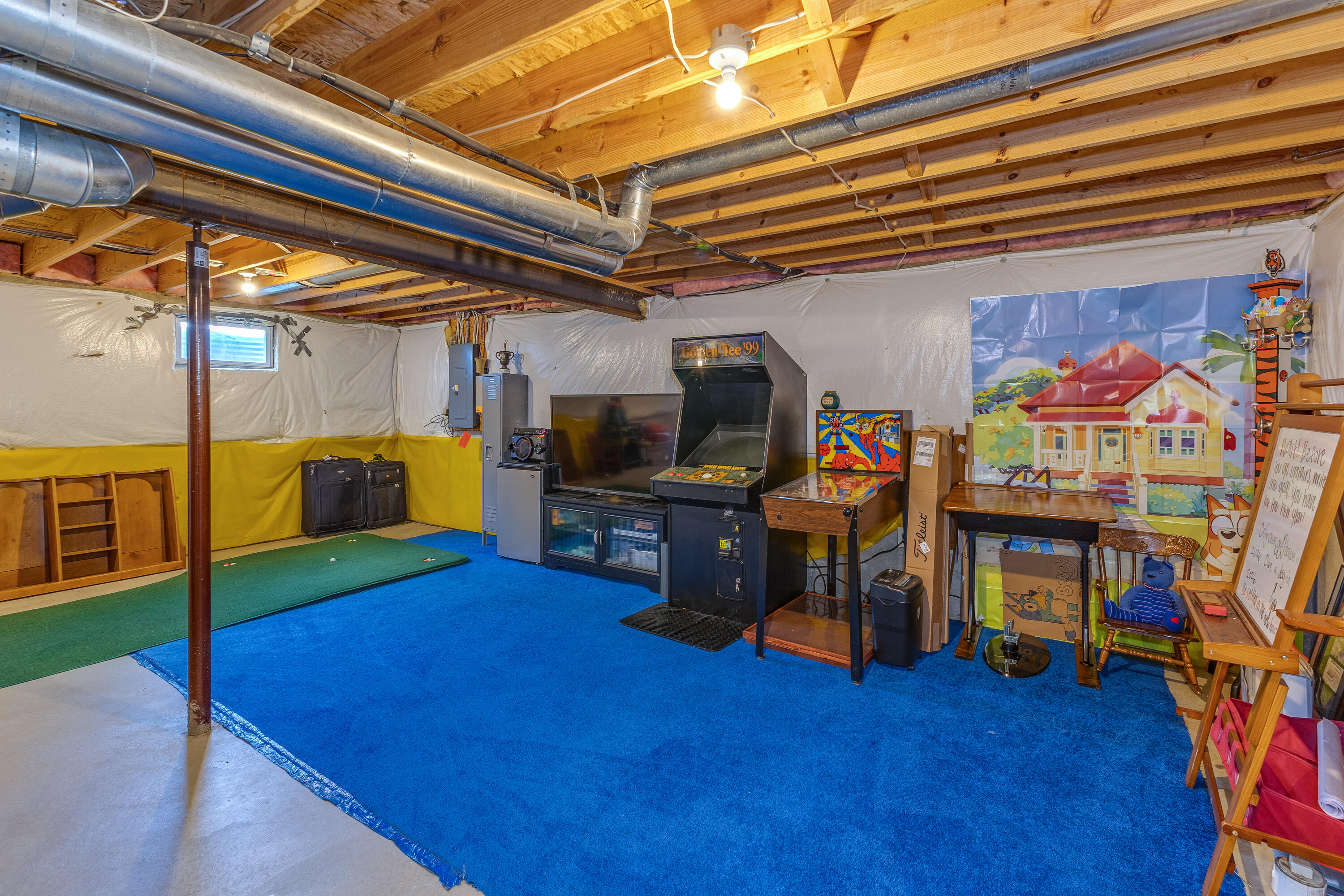 320 Sagebrush Drive, Englewood, Ohio 45322