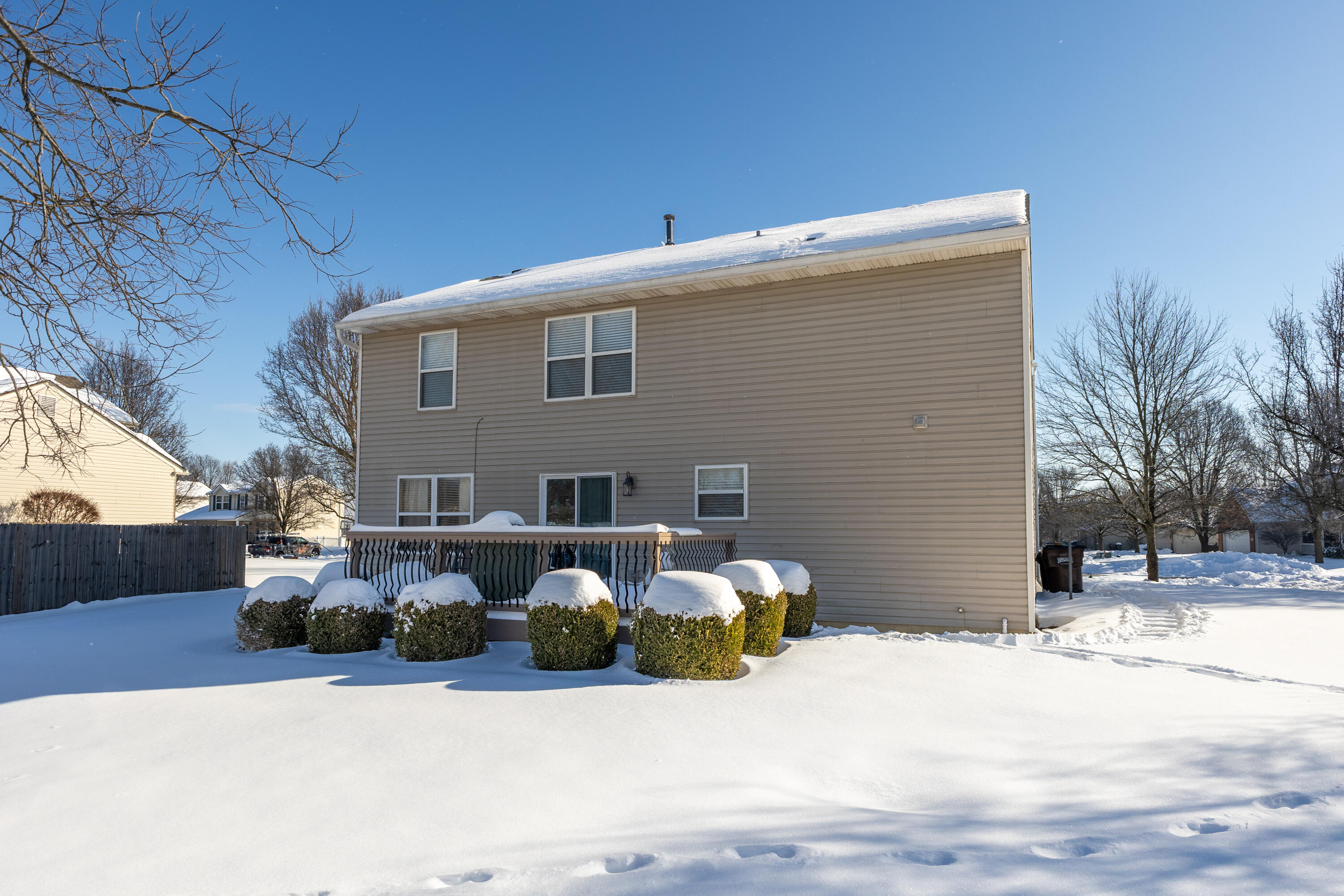 320 Sagebrush Drive, Englewood, Ohio 45322