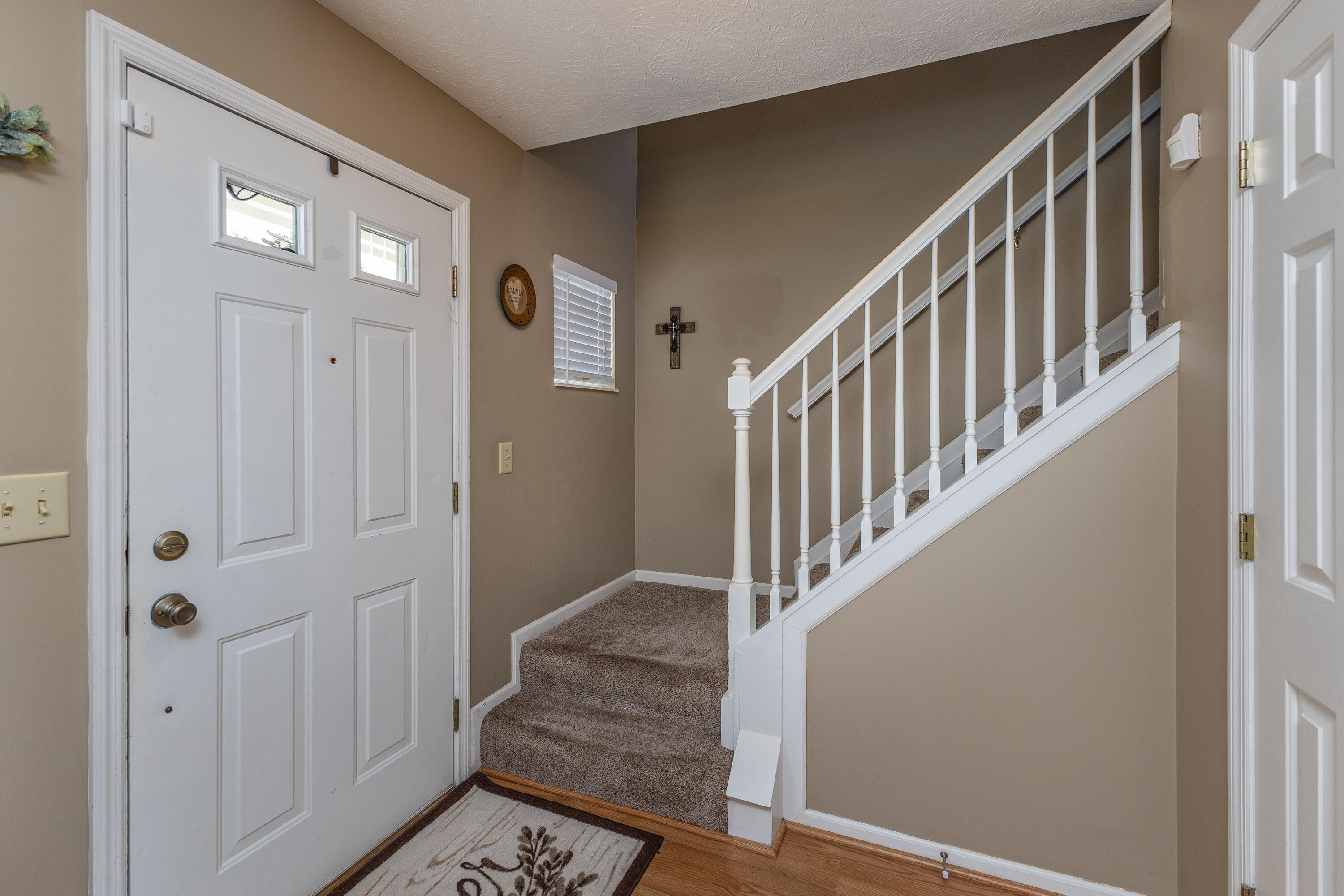 320 Sagebrush Drive, Englewood, Ohio 45322