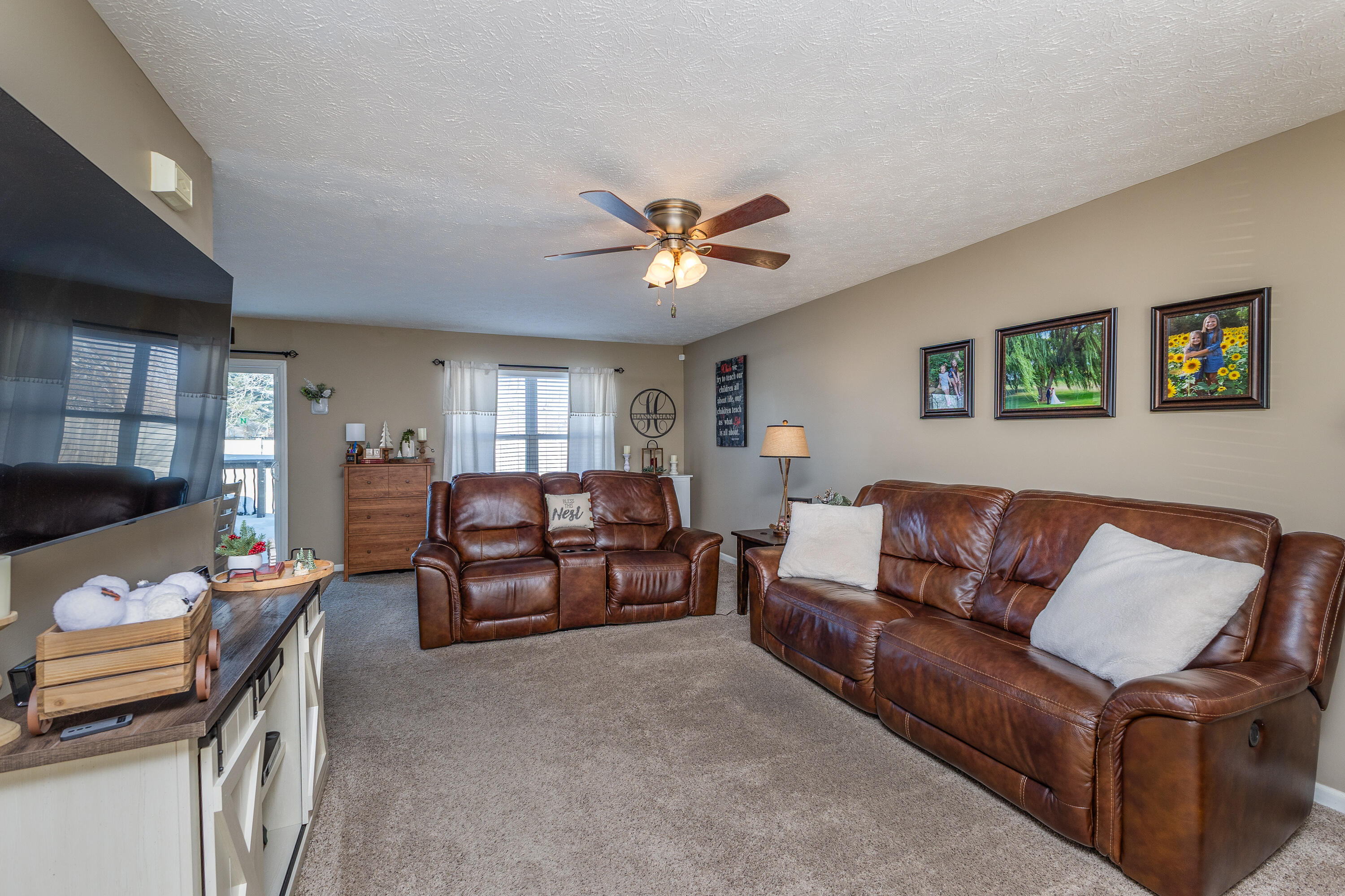 320 Sagebrush Drive, Englewood, Ohio 45322