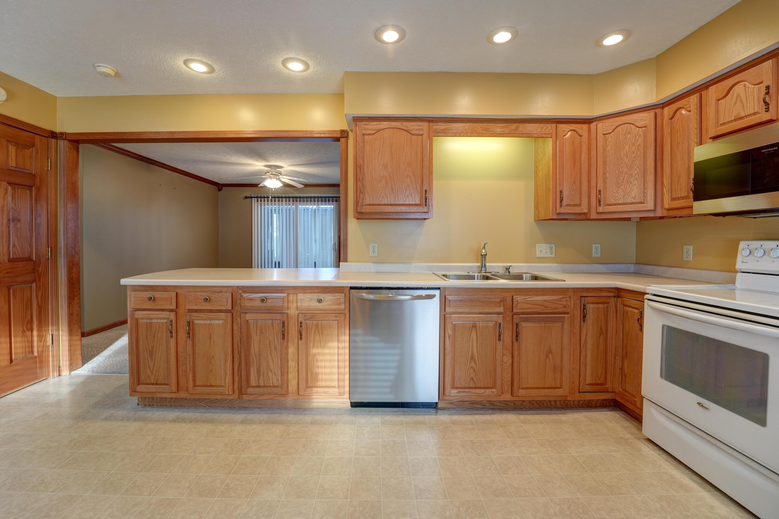 203 Westbury Drive, Greenville, Ohio 45331