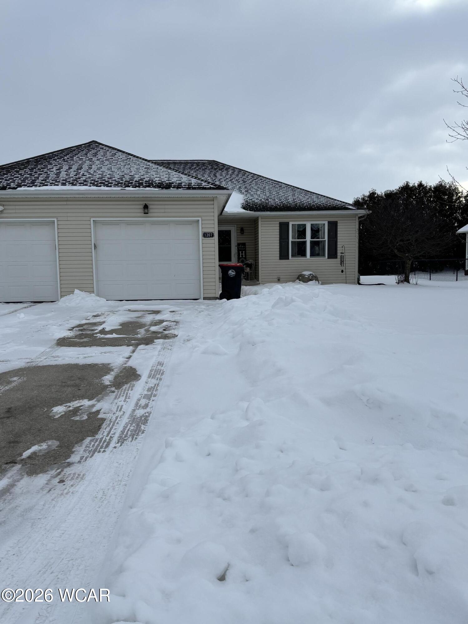 1207 Navajo Trail, Wapakoneta, Ohio