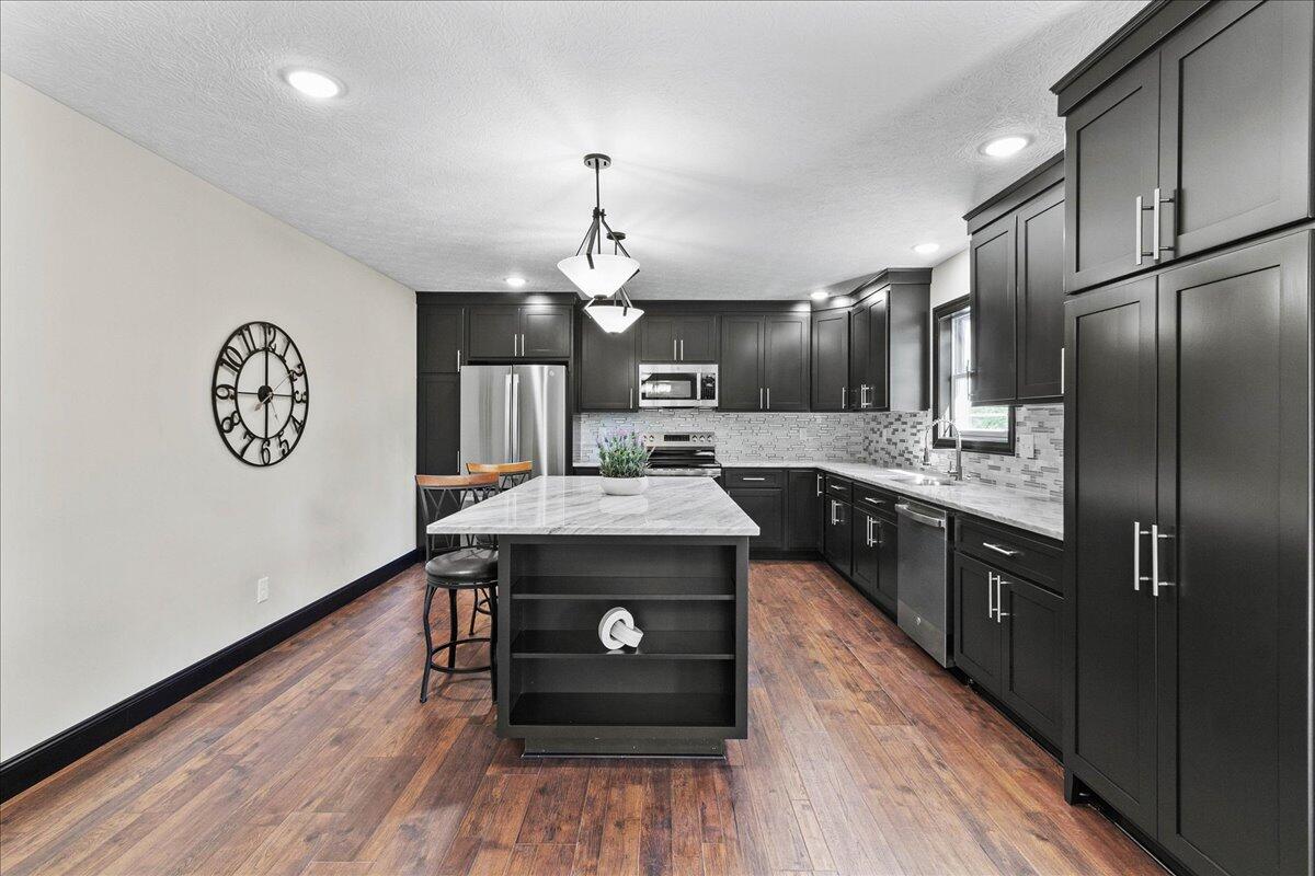 5061 Cox Road, North Lewisburg, Ohio 43060