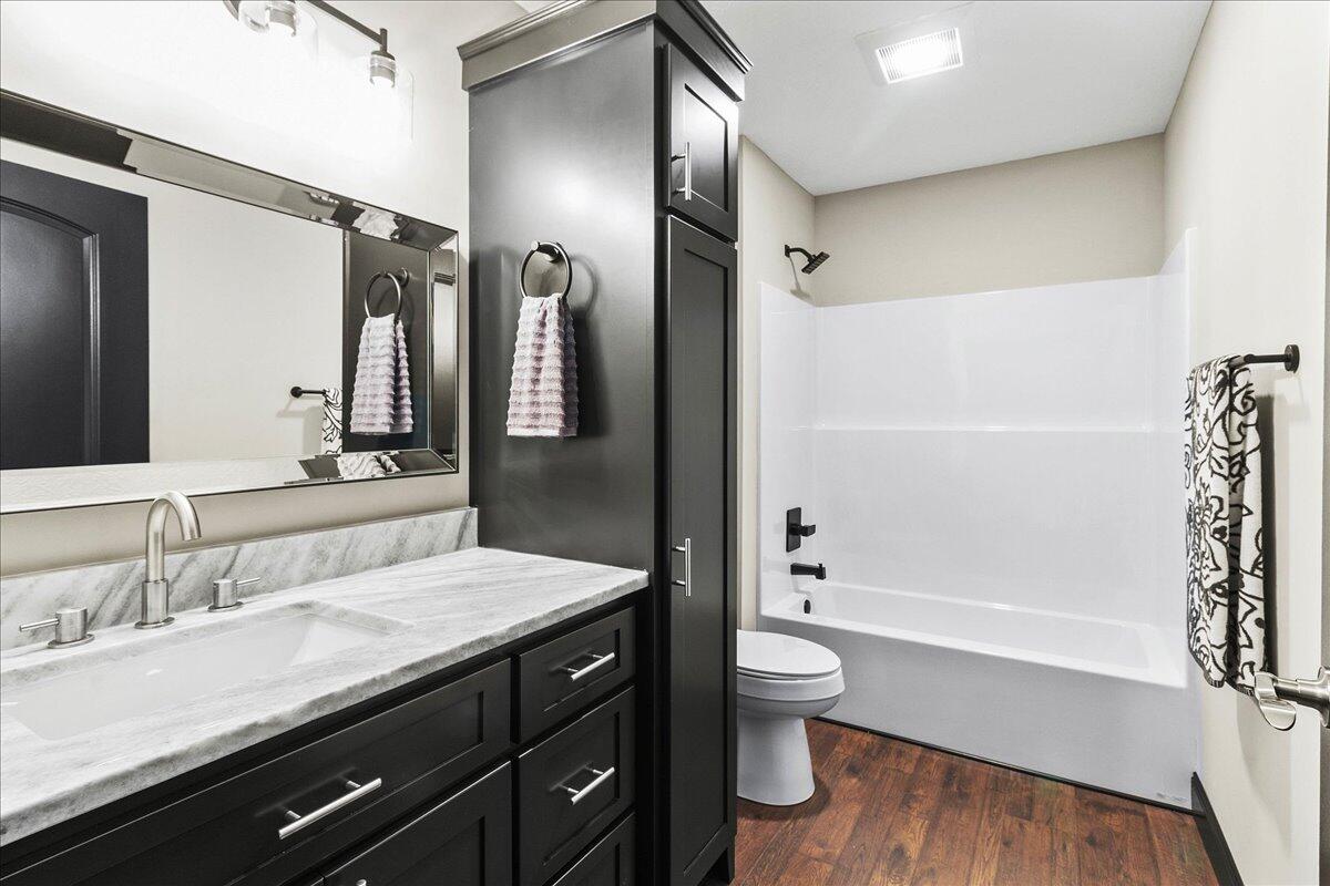 5061 Cox Road, North Lewisburg, Ohio 43060