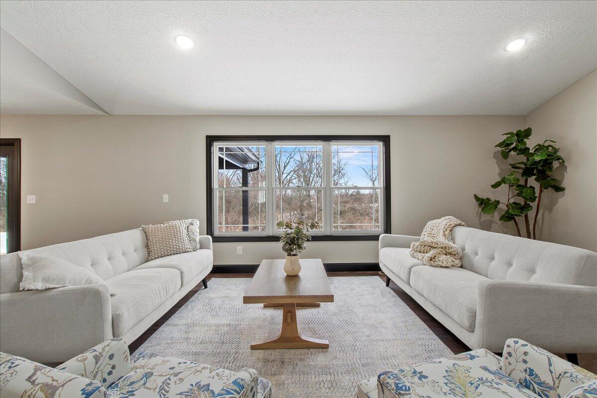 5061 Cox Road, North Lewisburg, Ohio 43060