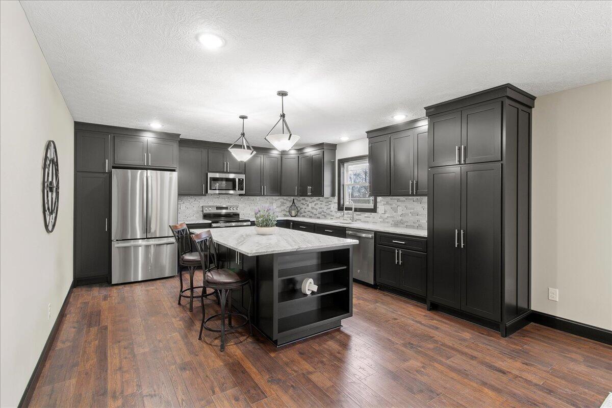 5061 Cox Road, North Lewisburg, Ohio 43060