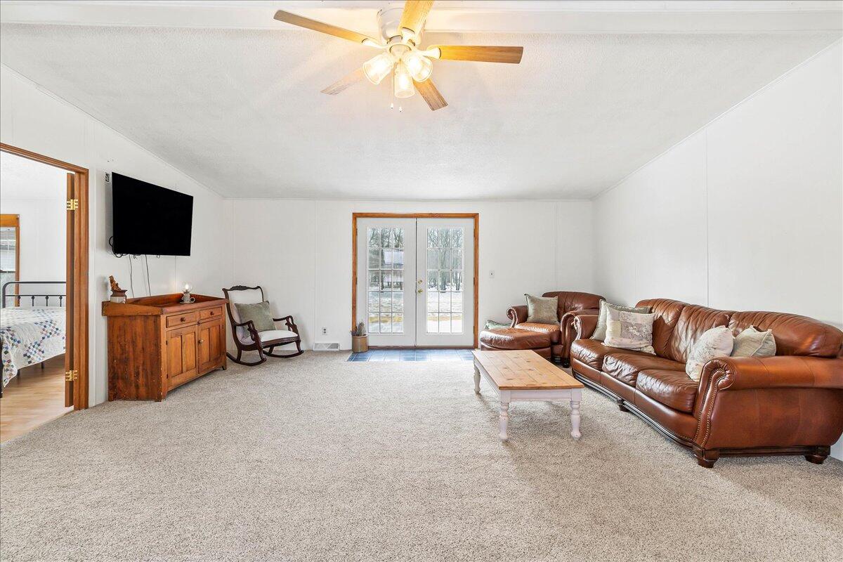 5219 Woodville Pike, Urbana, Ohio 43078