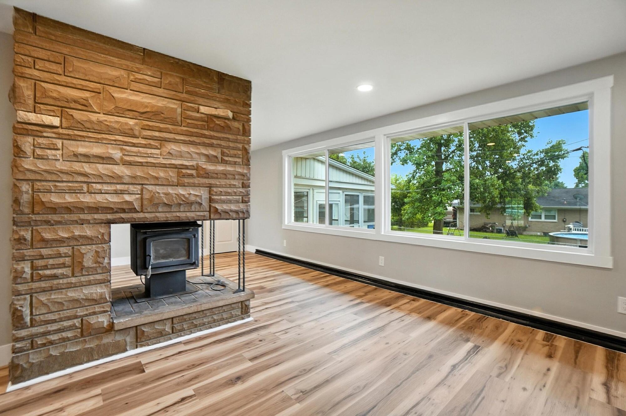 1709 Thomas Drive, Springfield, Ohio 45503