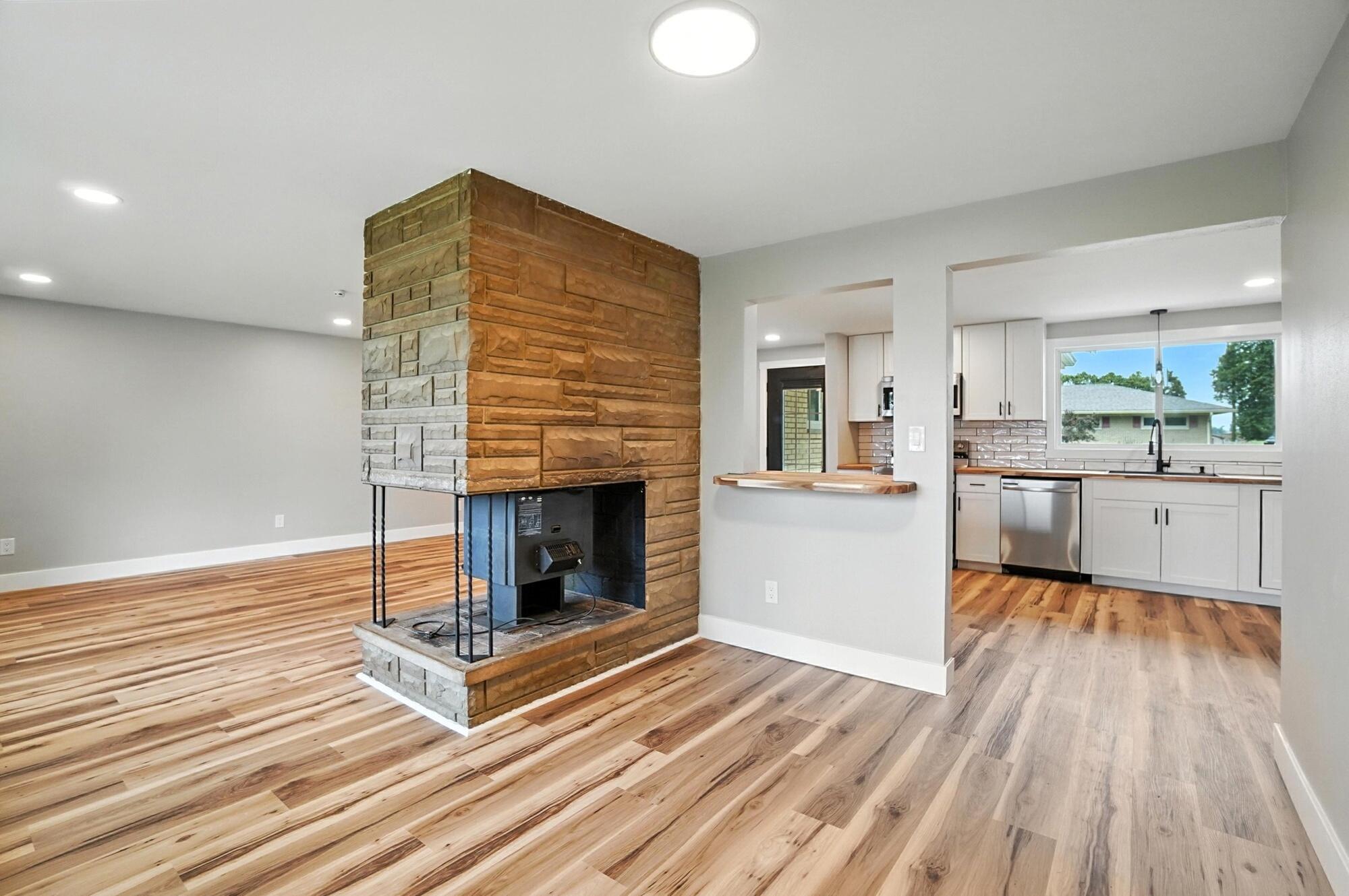 1709 Thomas Drive, Springfield, Ohio 45503