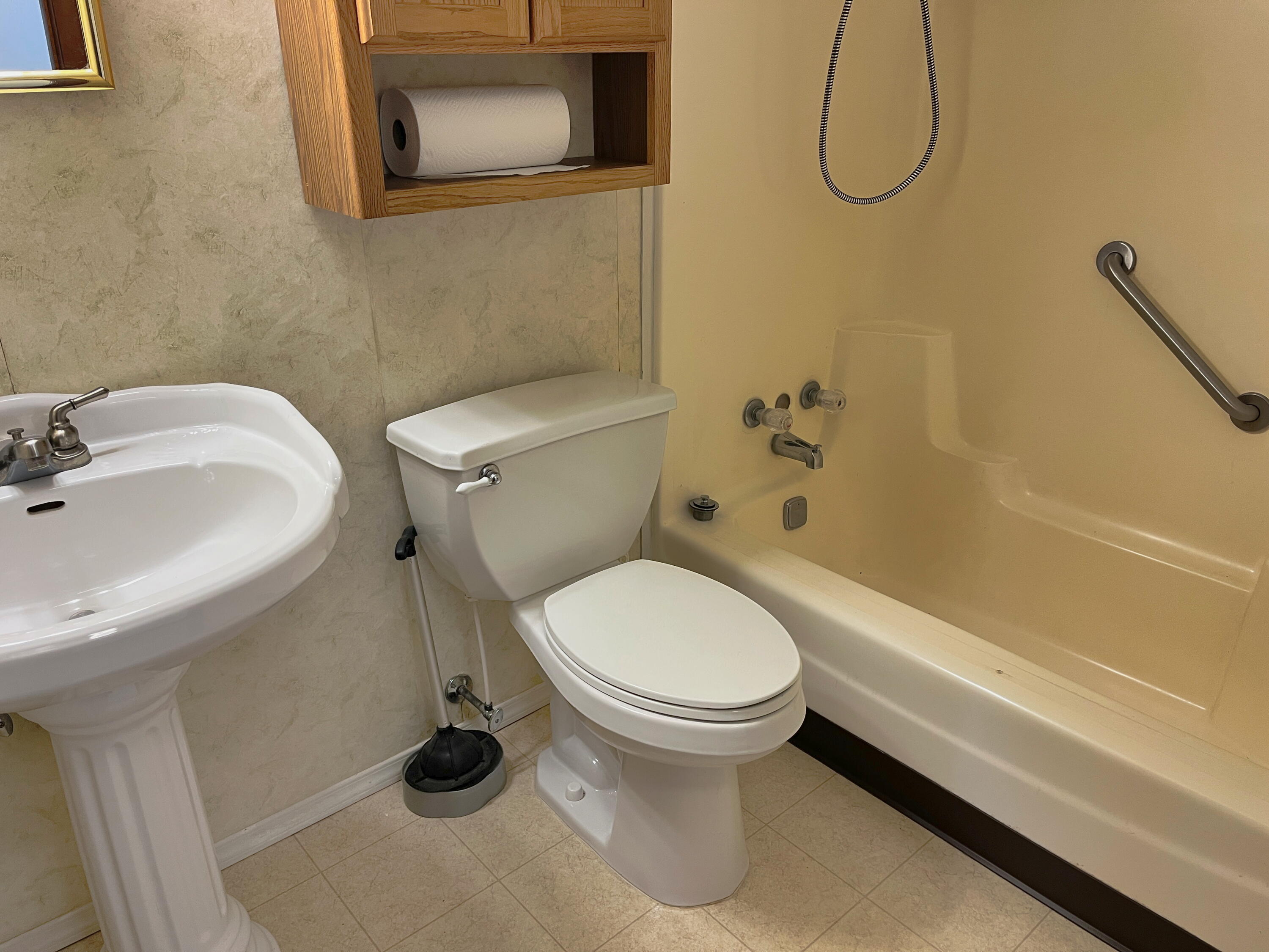 818 Aster Drive, Wapakoneta, Ohio 45895