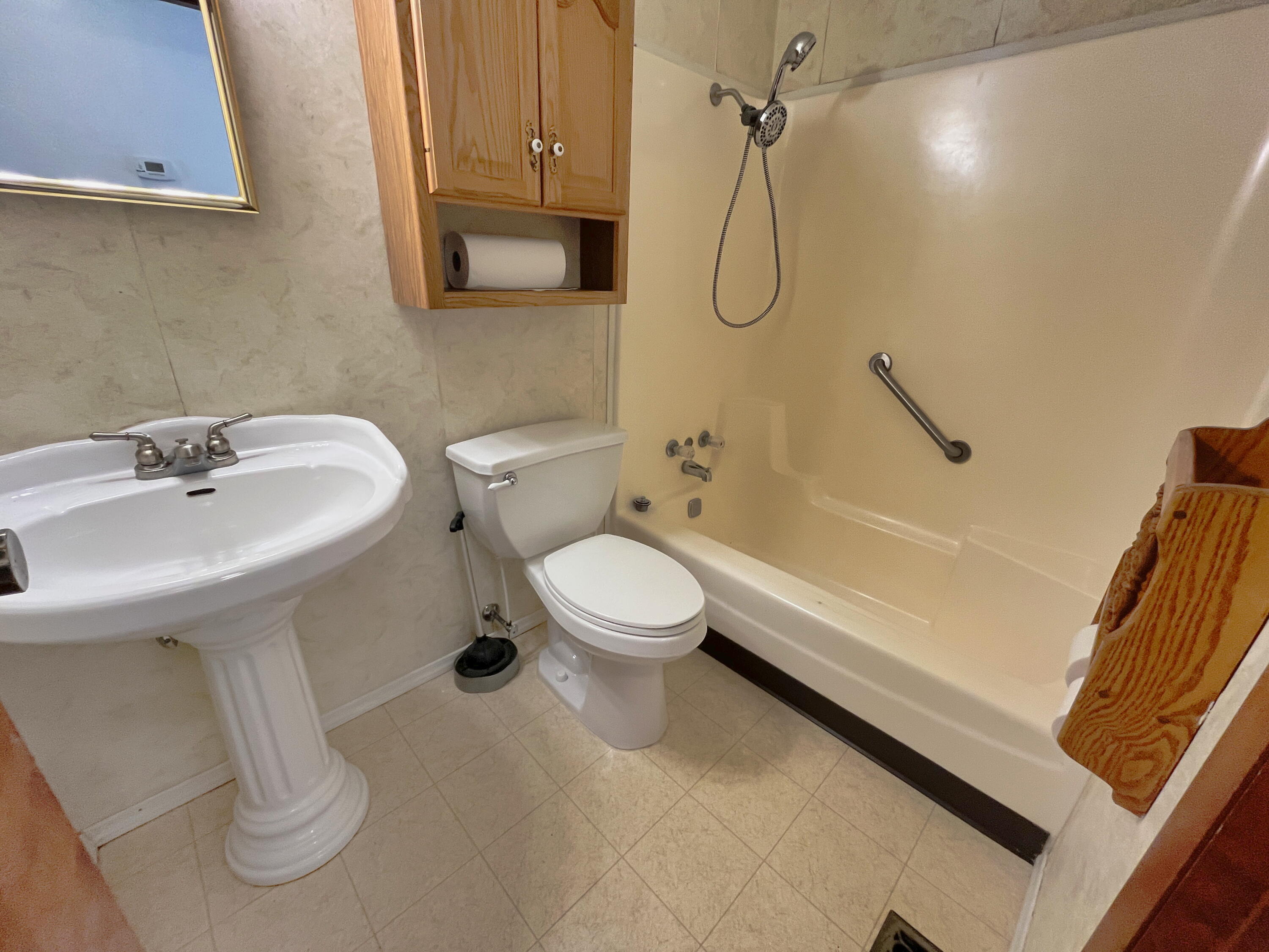 818 Aster Drive, Wapakoneta, Ohio 45895