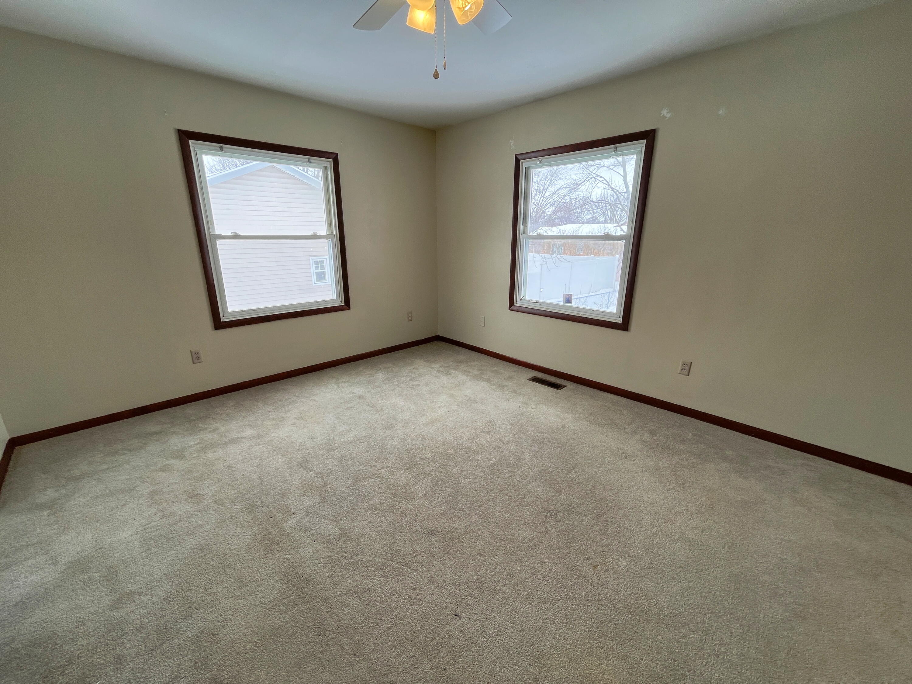 818 Aster Drive, Wapakoneta, Ohio 45895