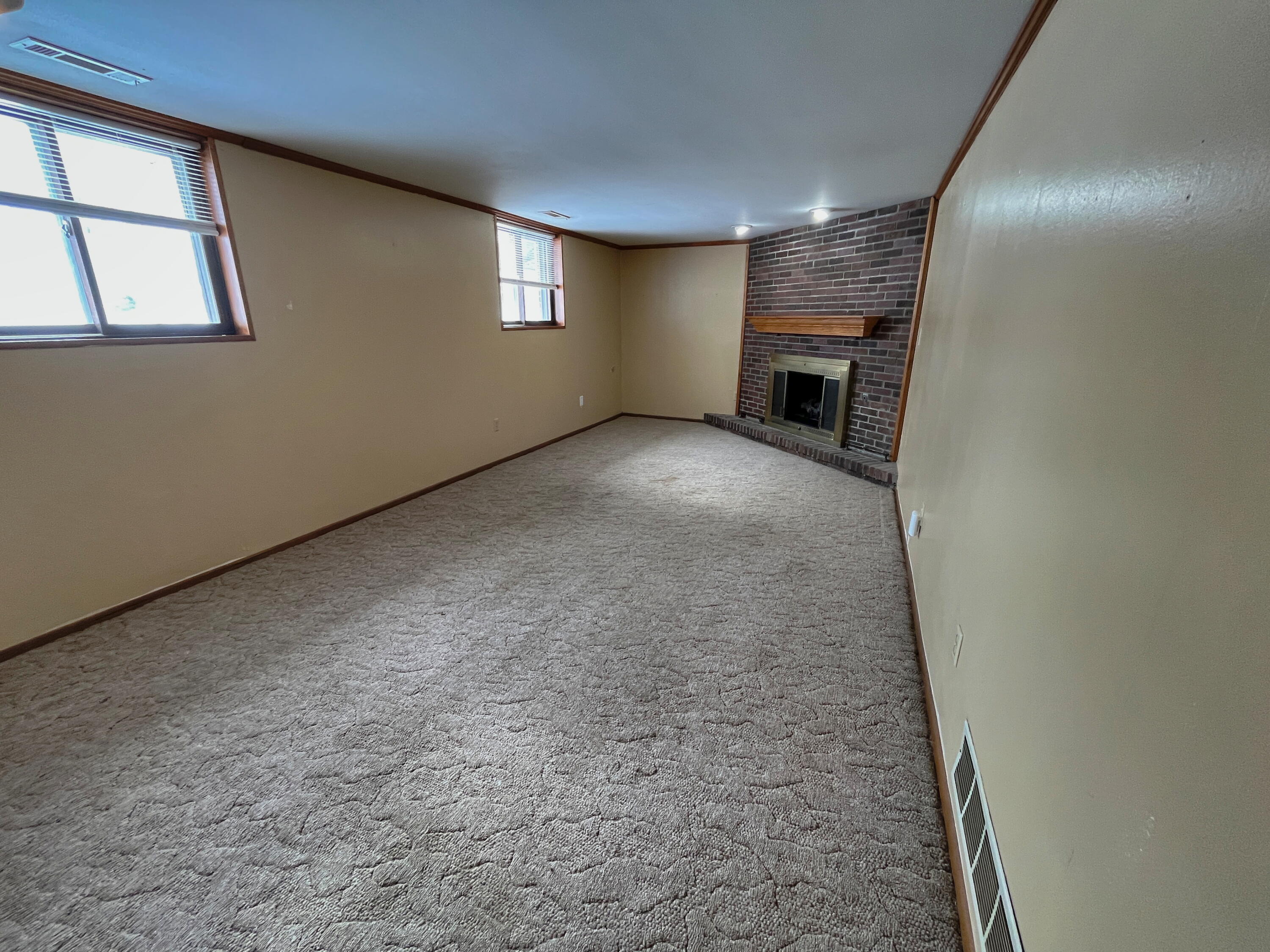 818 Aster Drive, Wapakoneta, Ohio 45895