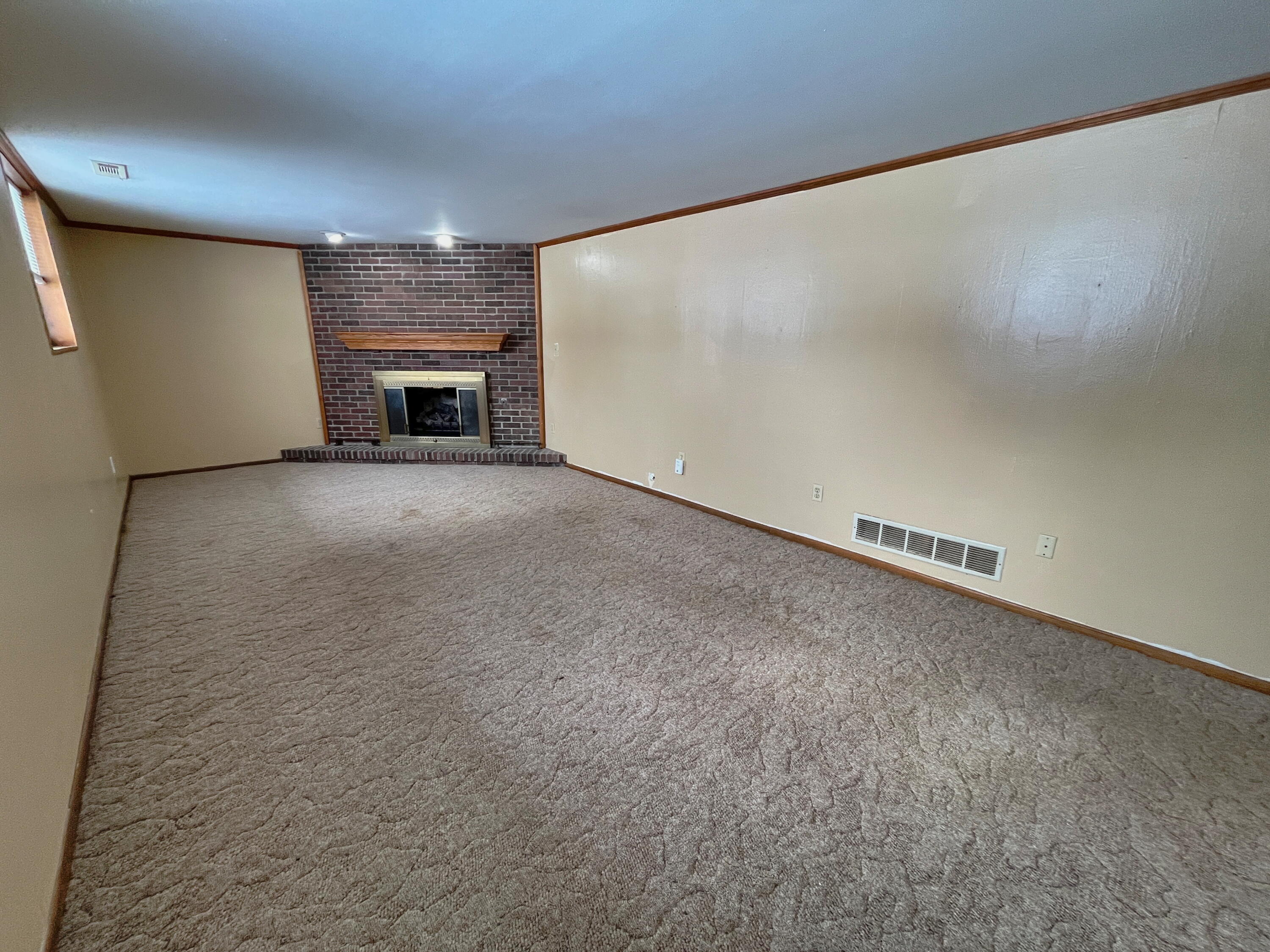 818 Aster Drive, Wapakoneta, Ohio 45895