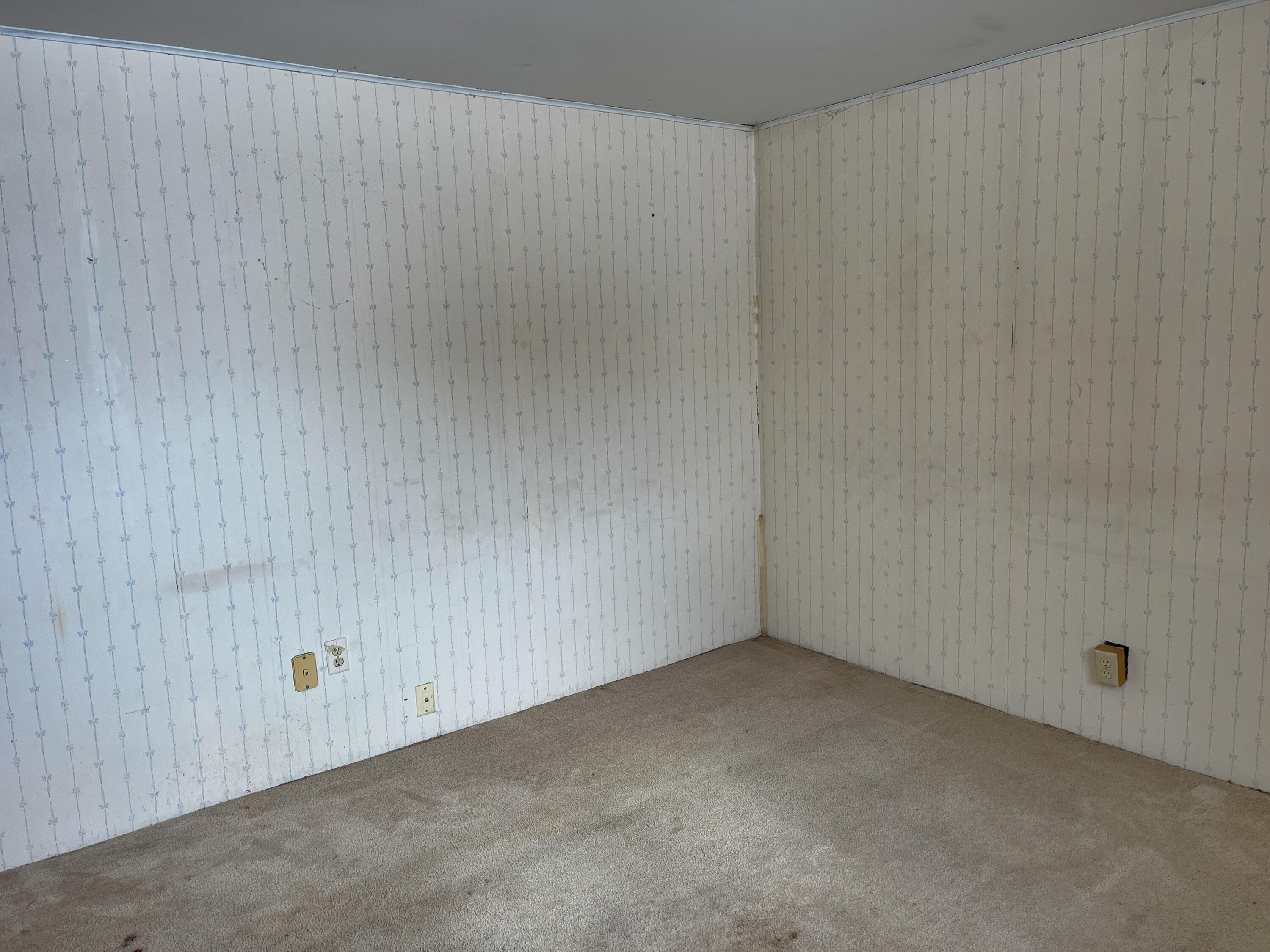 818 Aster Drive, Wapakoneta, Ohio 45895