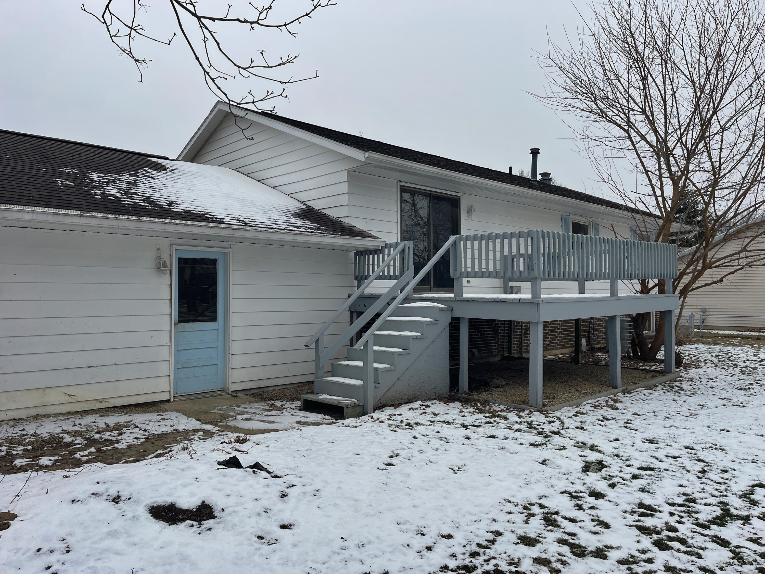 818 Aster Drive, Wapakoneta, Ohio 45895