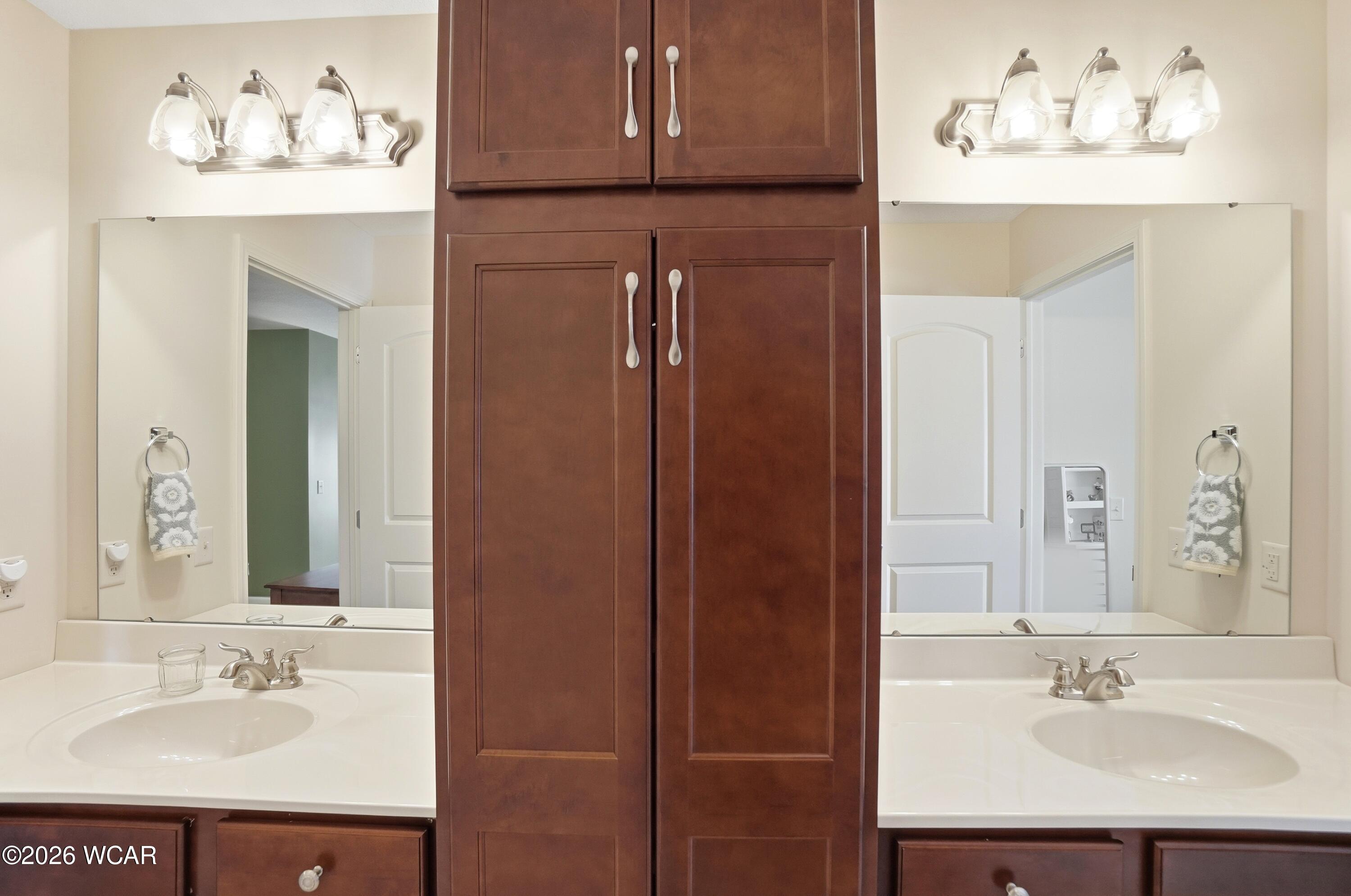 6477 Woods Drive, Lima, Ohio