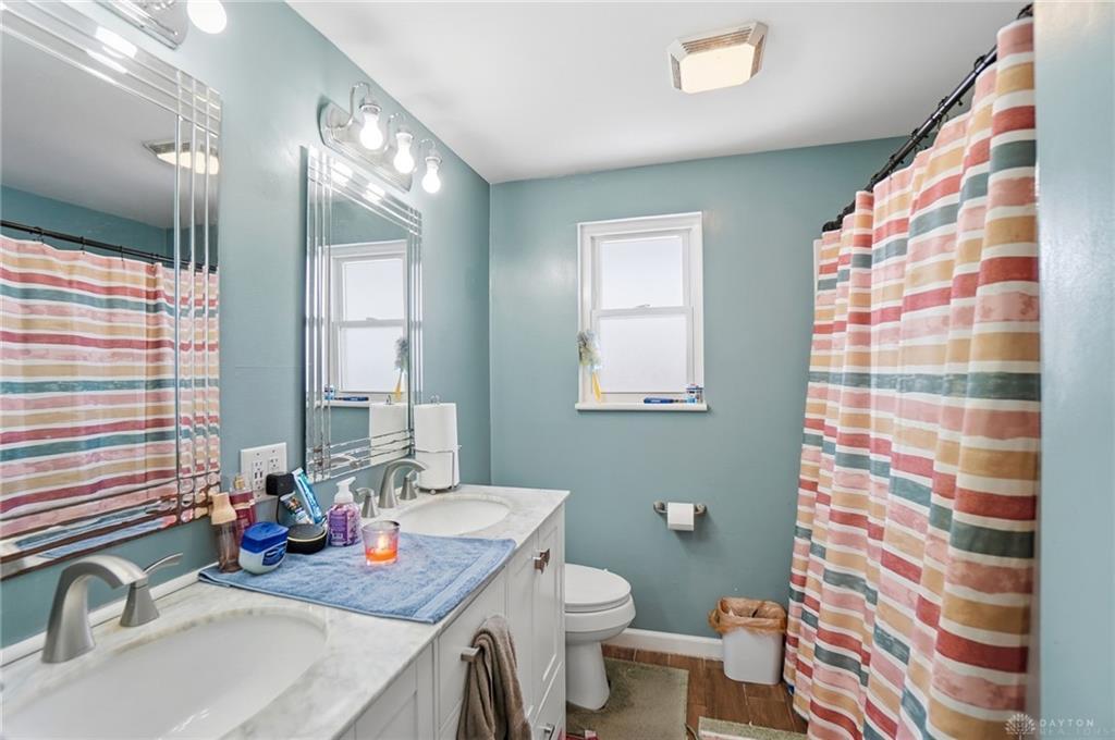 7882 Harshmanville Road, Dayton, Ohio 45424