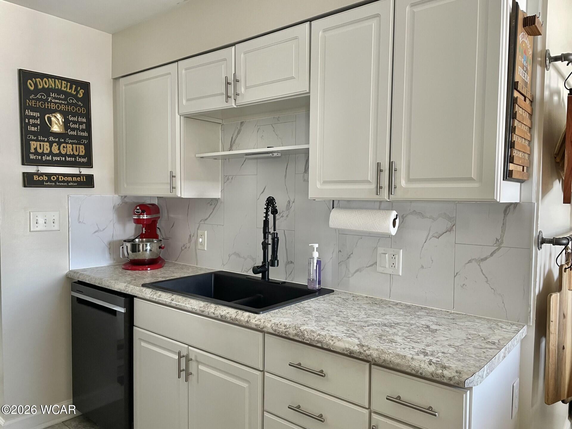 221 Devonshire Drive, Lima, Ohio