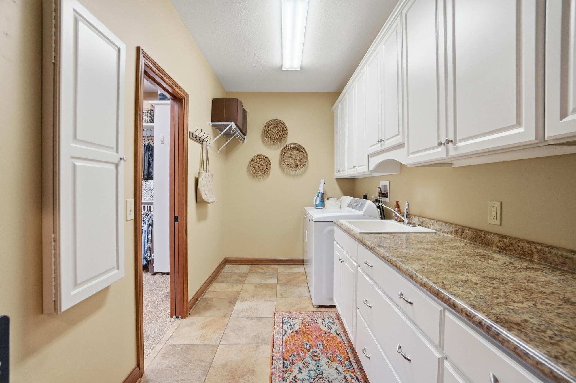 9030 Getter Lane, Brookville, Ohio 45309