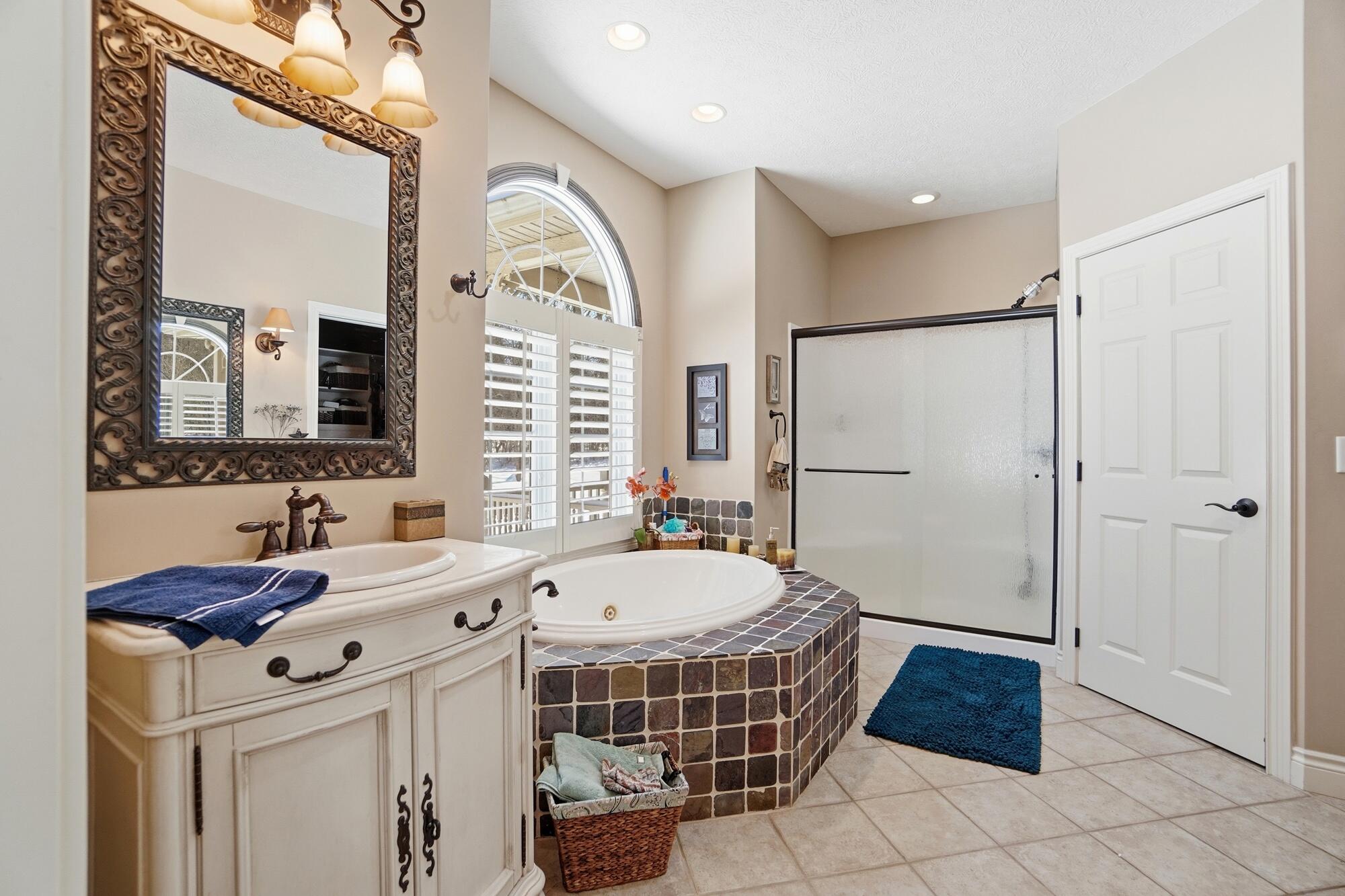 5060 Morris Road, Springfield, Ohio 45502