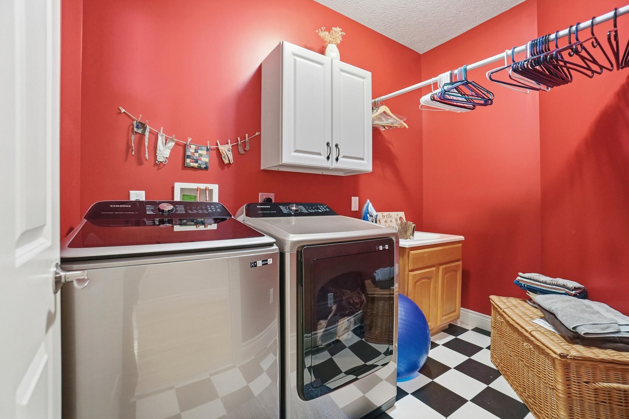 5060 Morris Road, Springfield, Ohio 45502