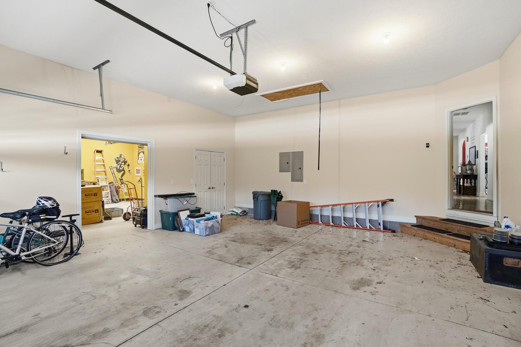 5060 Morris Road, Springfield, Ohio 45502