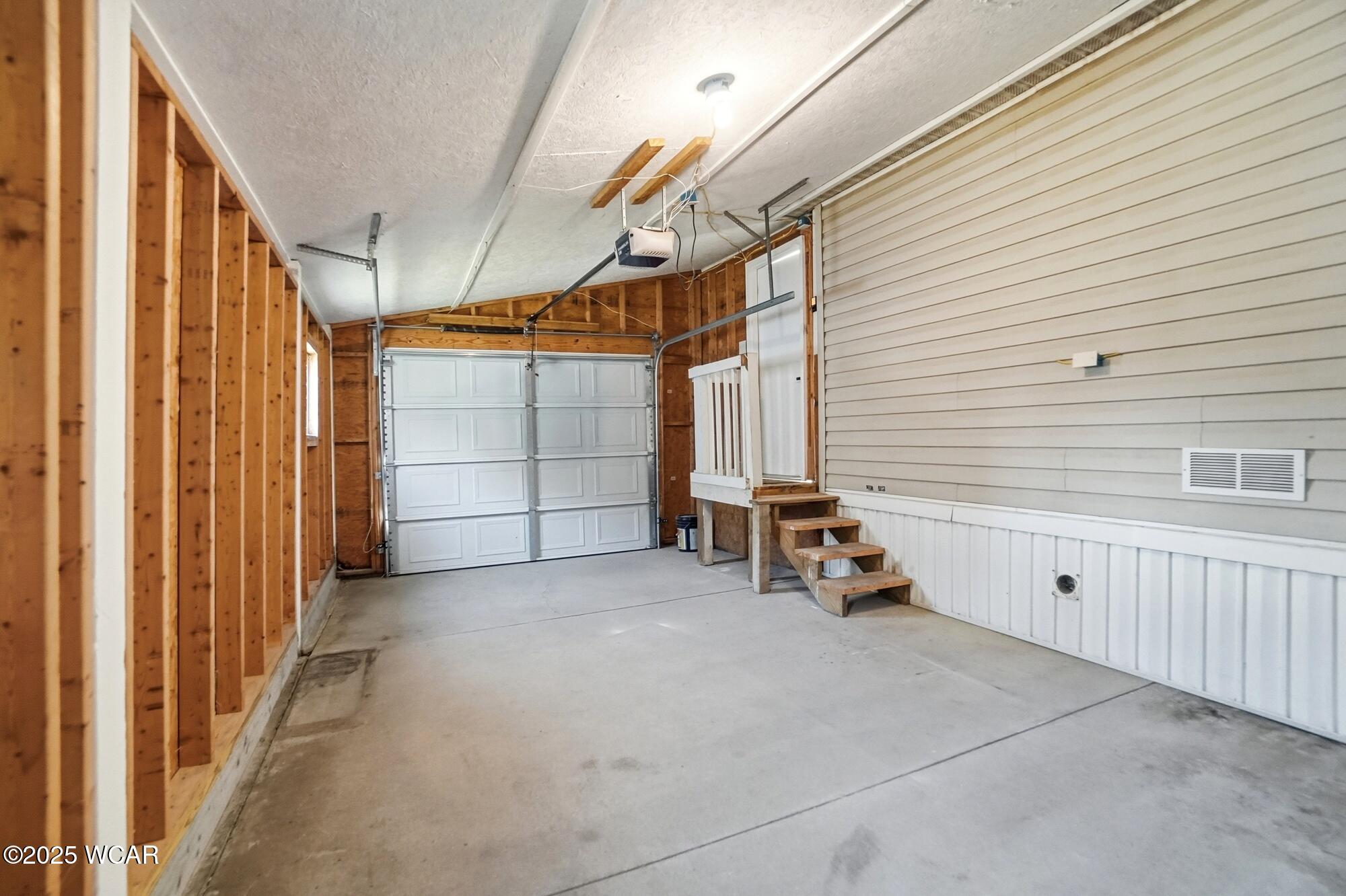 14 Deer Run, Lima, Ohio