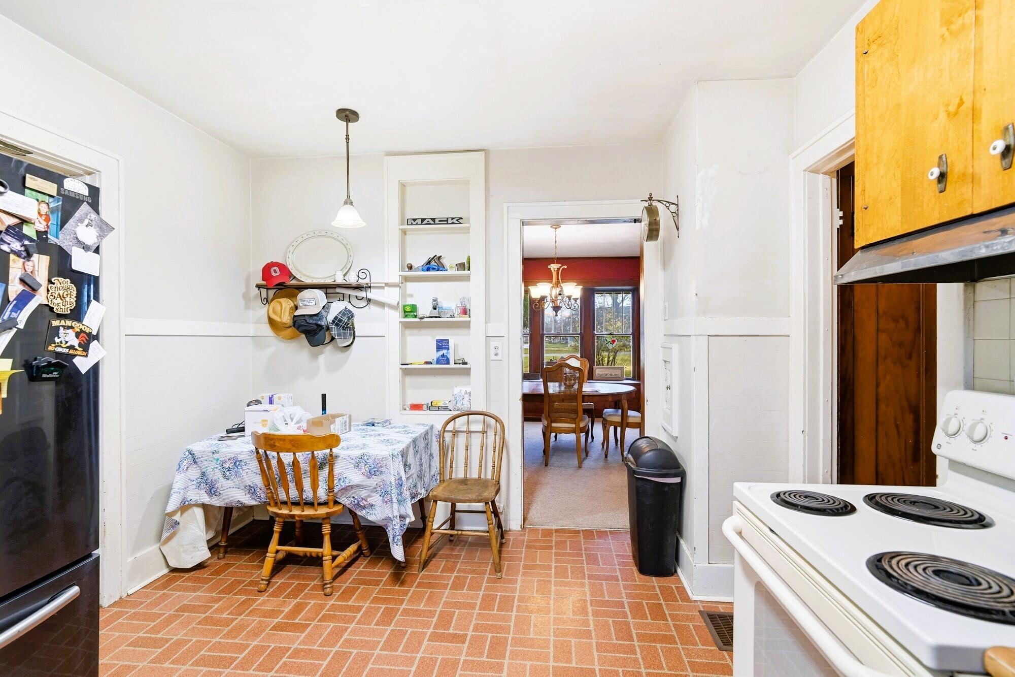 4638 National Road, Springfield, Ohio 45504