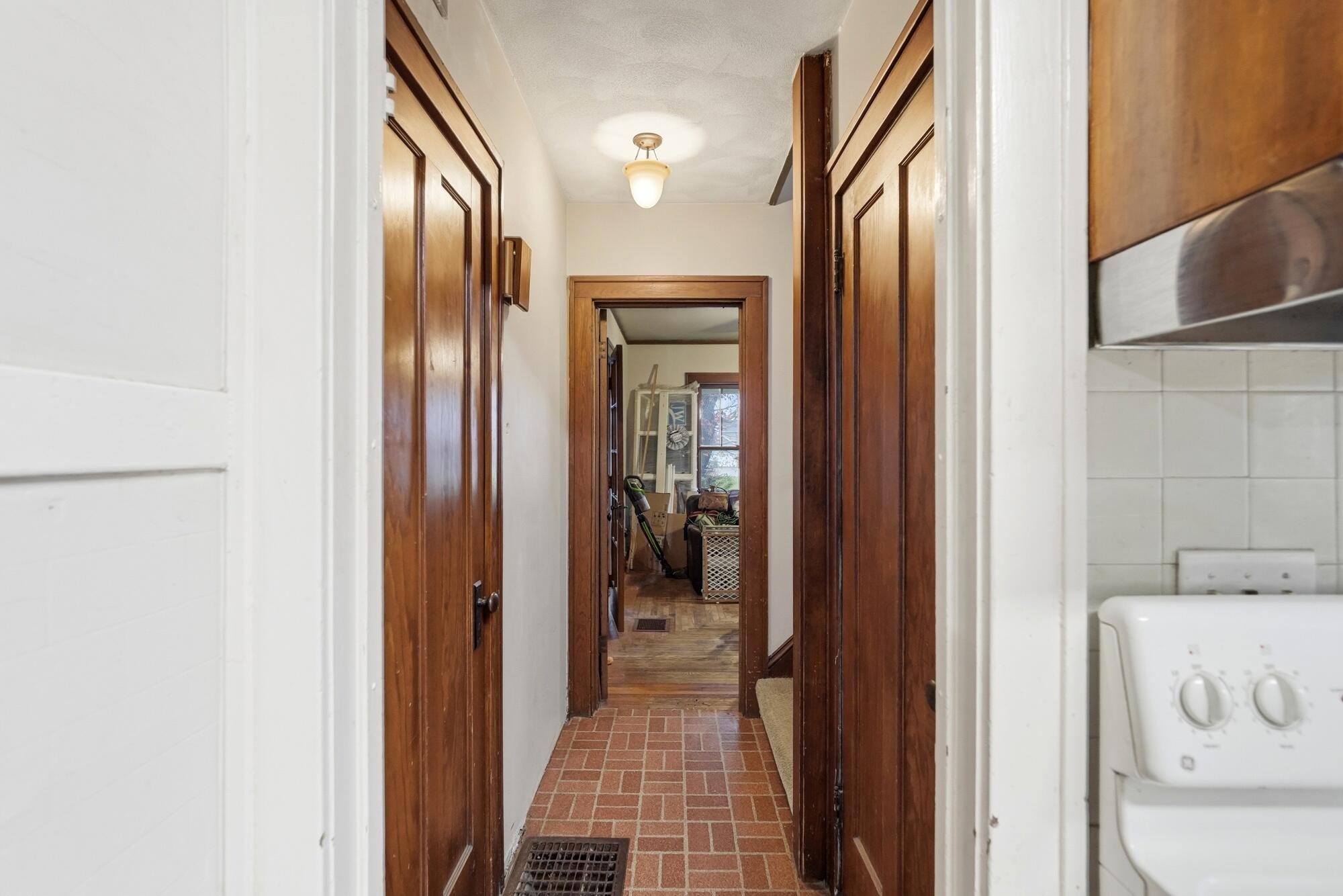 4638 National Road, Springfield, Ohio 45504