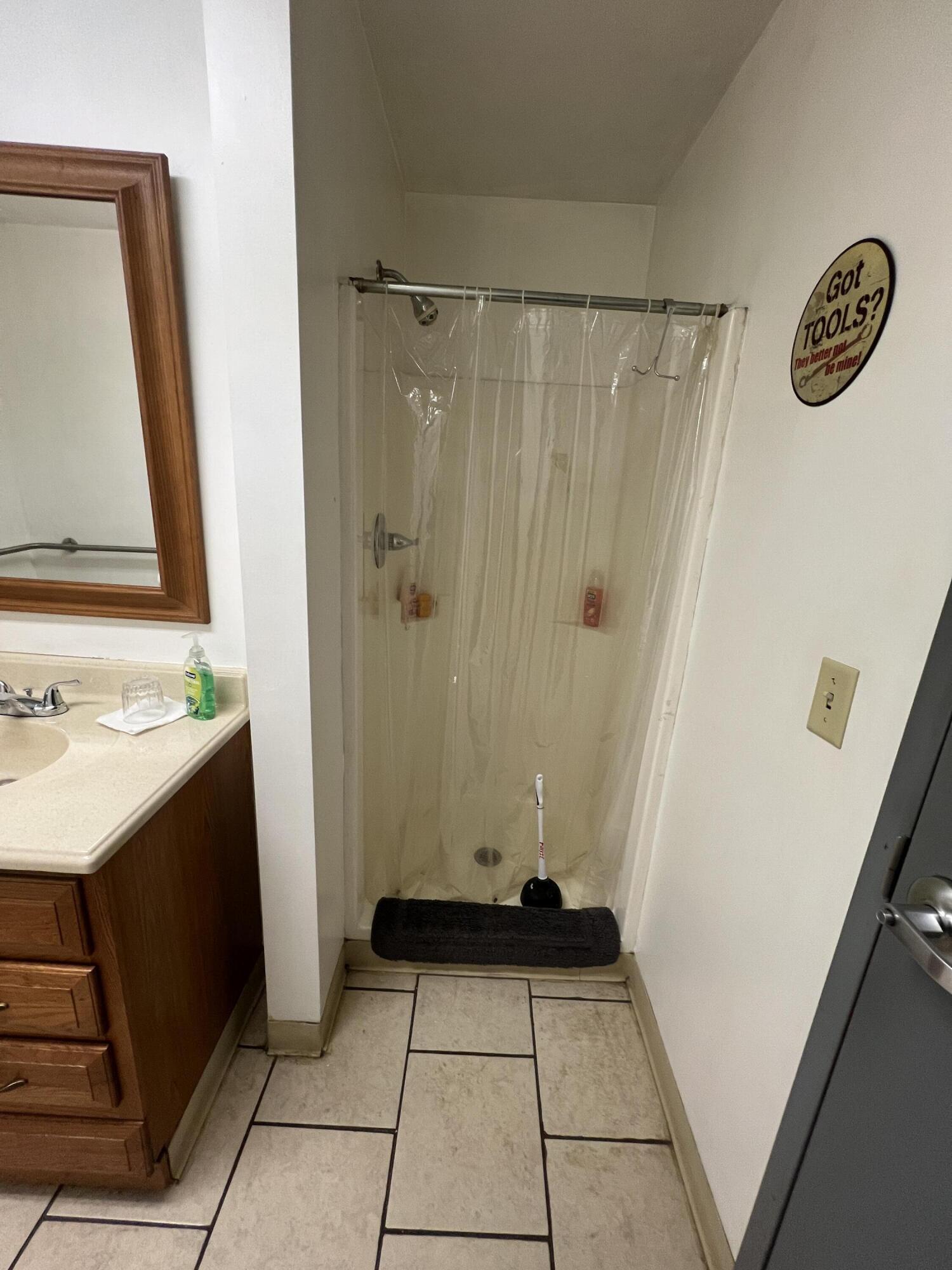 14617 Kettlersville Road, Wapakoneta, Ohio 45895