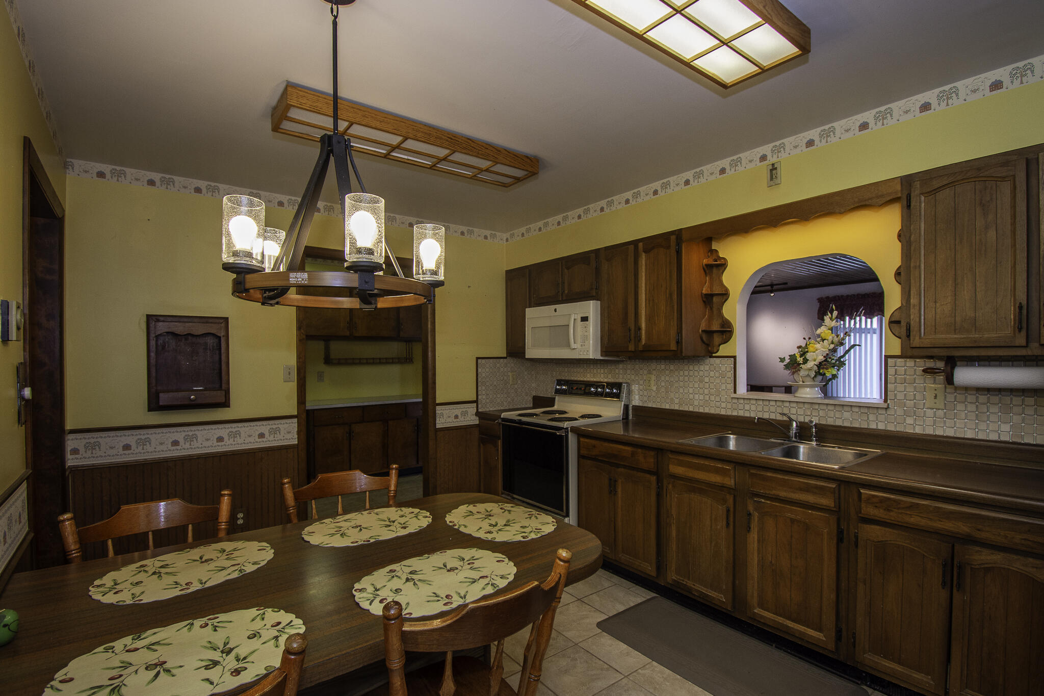 505 Van Buren Street, Wapakoneta, Ohio 45895