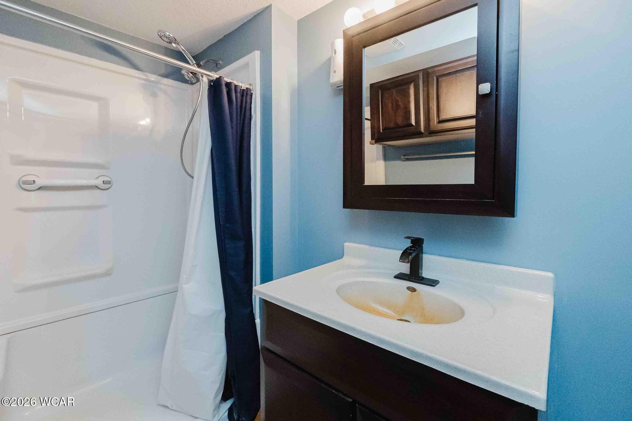 10940 County Road 15, Alger, Ohio