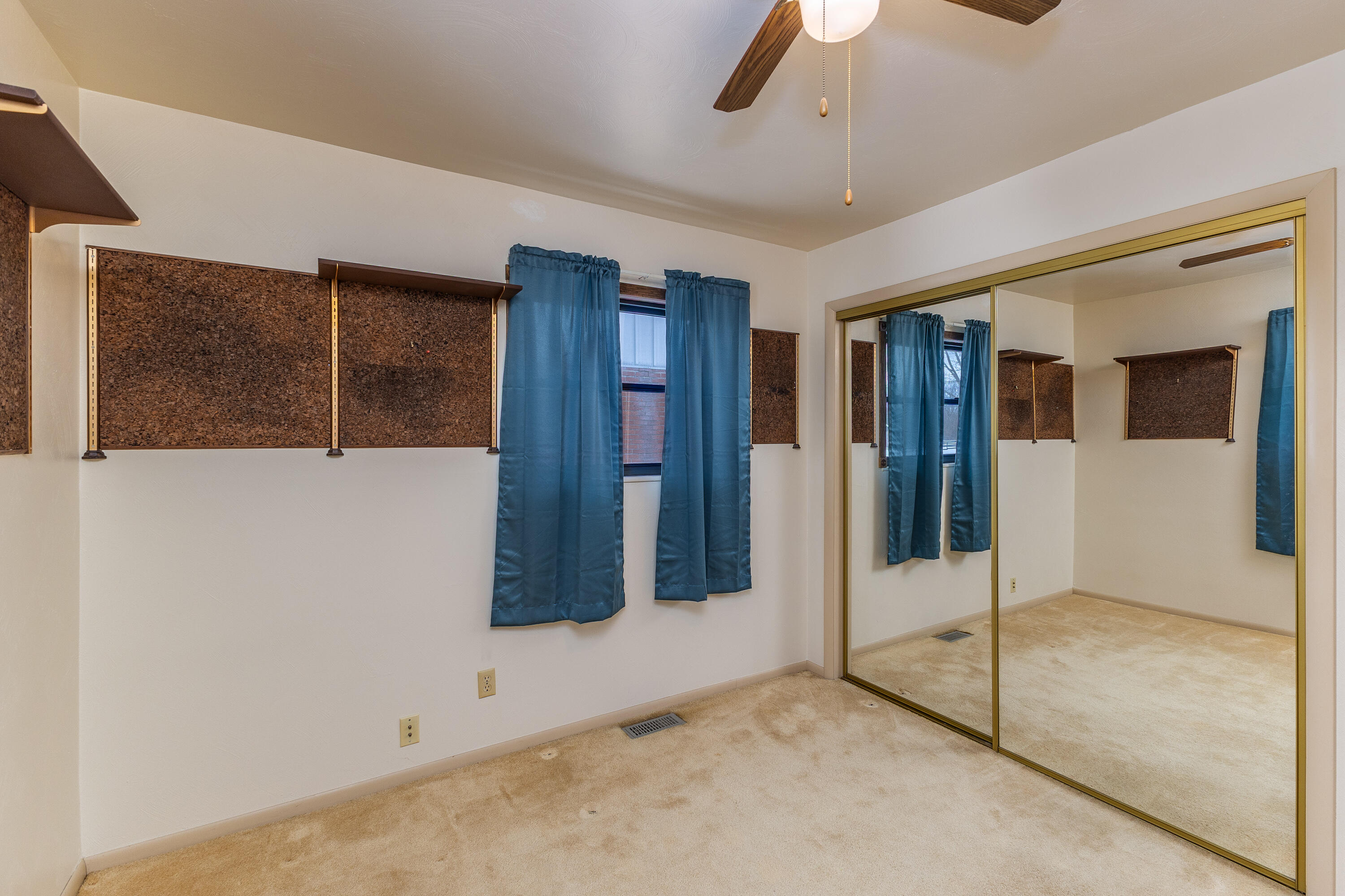 208 Shaw Road, Englewood, Ohio 45322