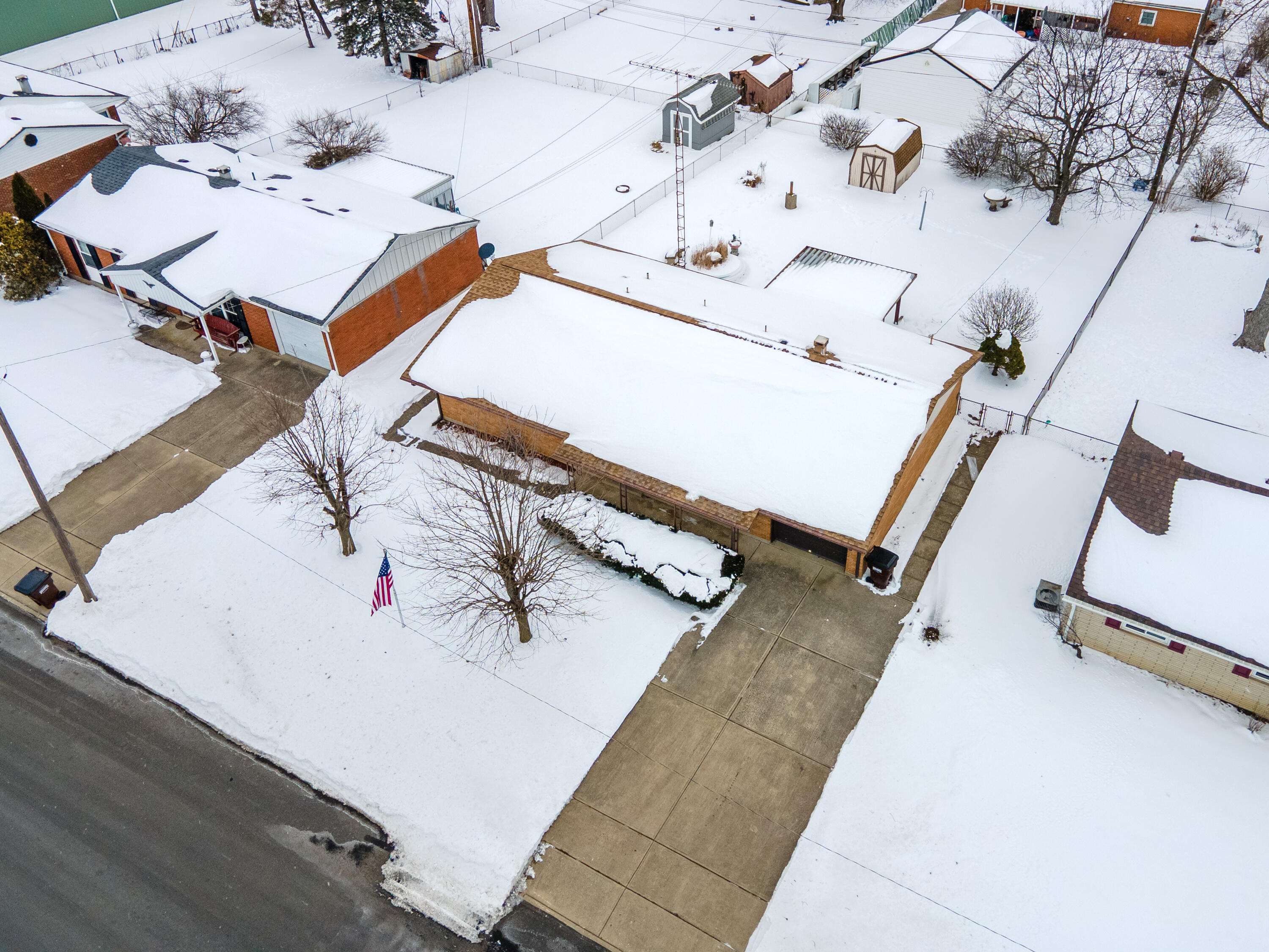 208 Shaw Road, Englewood, Ohio 45322