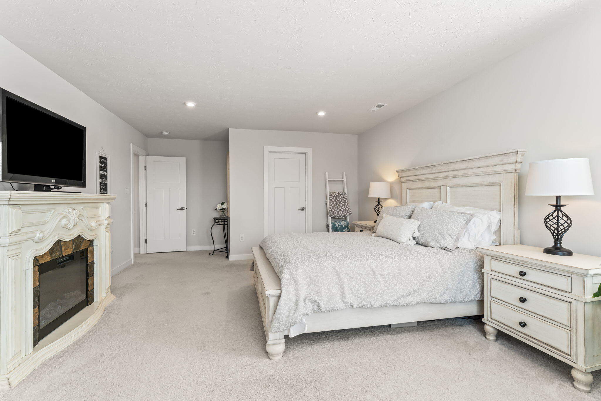 899 Cedar Grove Drive, Tipp City, Ohio 45371