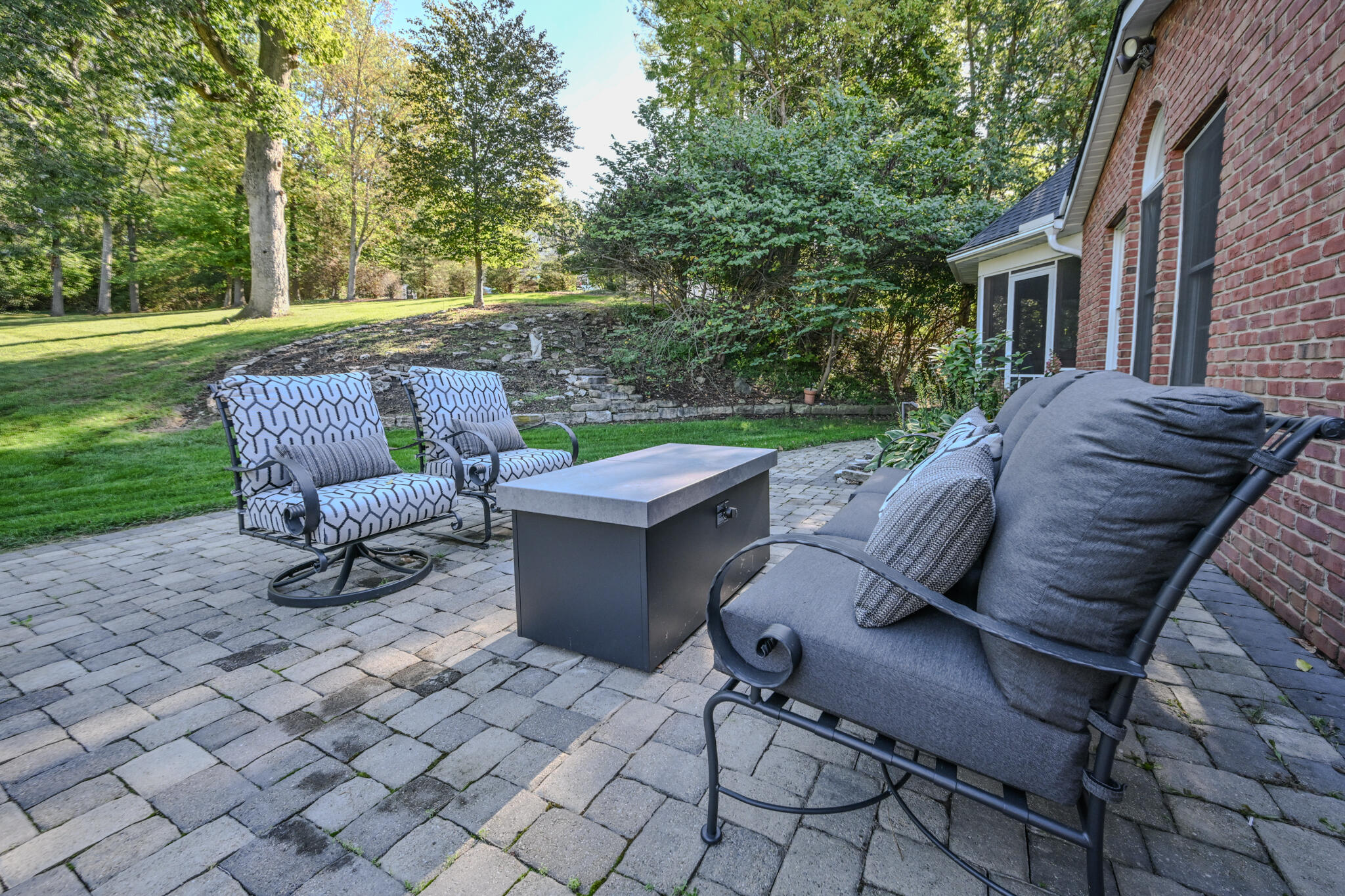 224 Roscommon Drive, Springfield, Ohio 45503