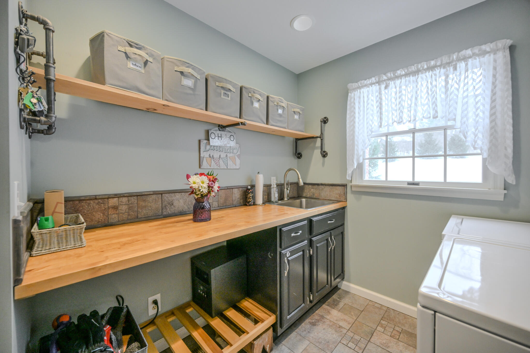 224 Roscommon Drive, Springfield, Ohio 45503