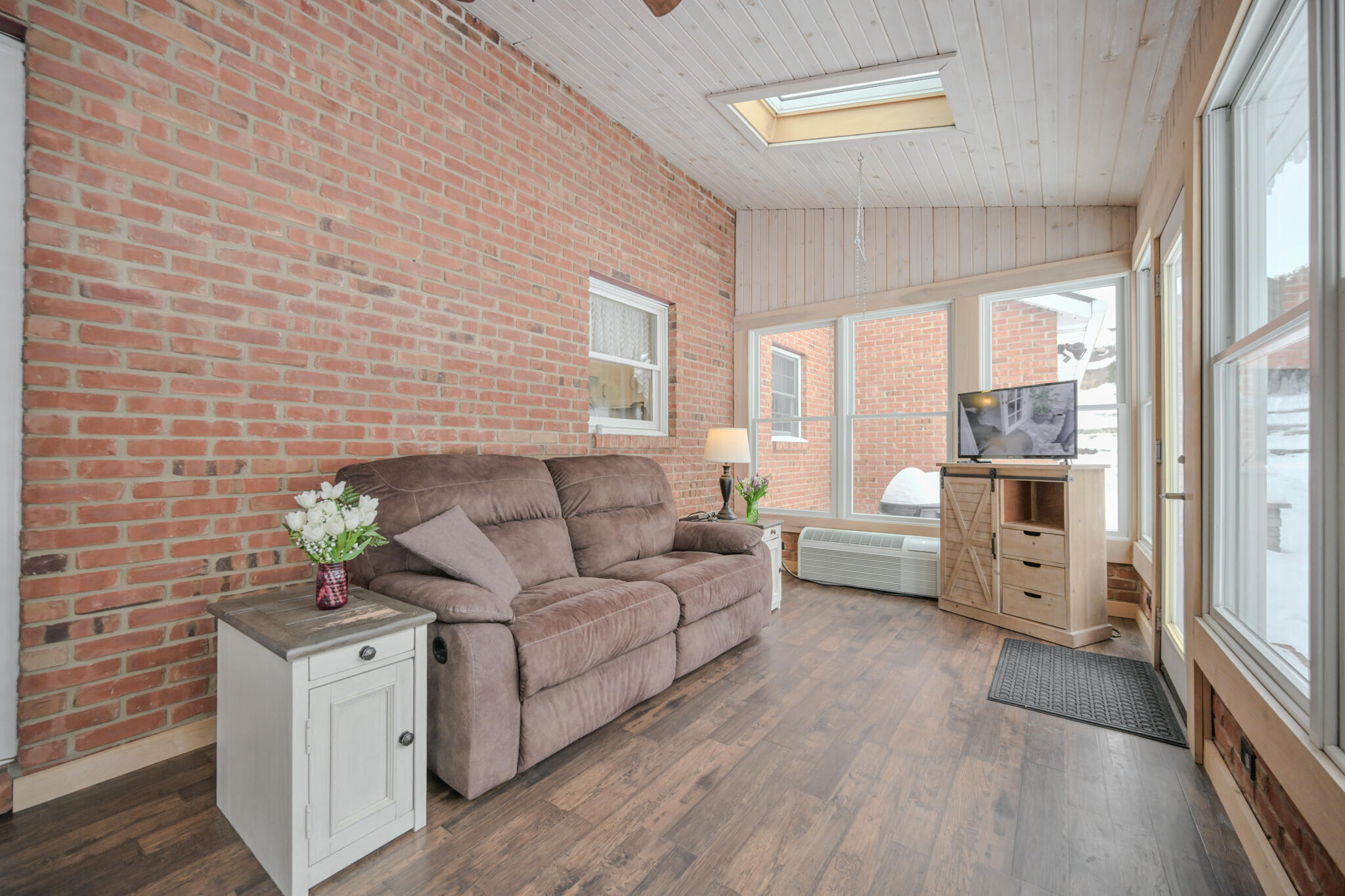 224 Roscommon Drive, Springfield, Ohio 45503