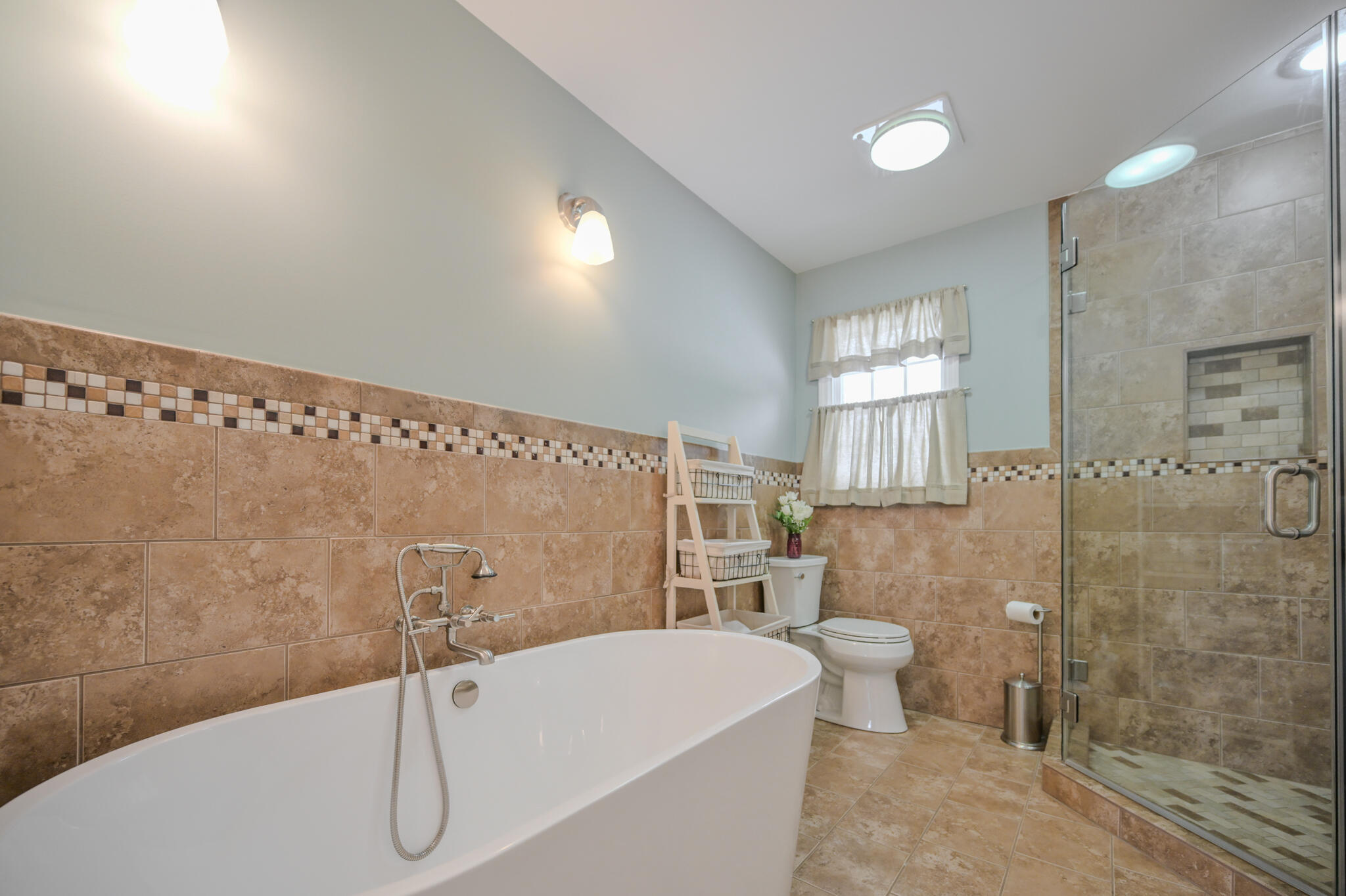 224 Roscommon Drive, Springfield, Ohio 45503