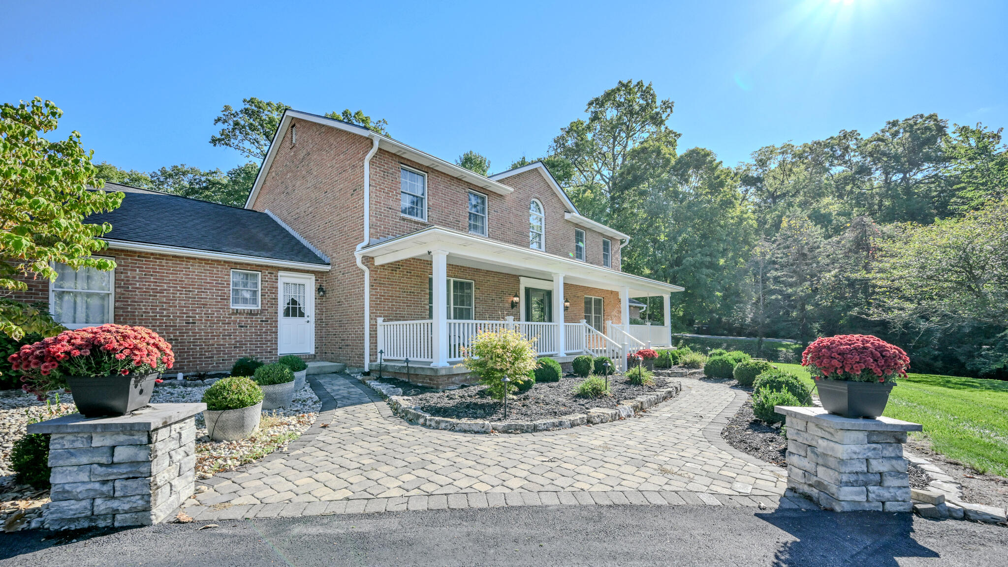 224 Roscommon Drive, Springfield, Ohio 45503